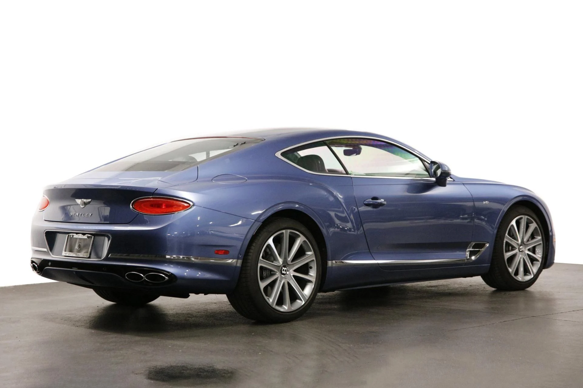 mph006_811901405_Used_2022_Bentley_Continental_GT_V8_1682771362_74f039d12c