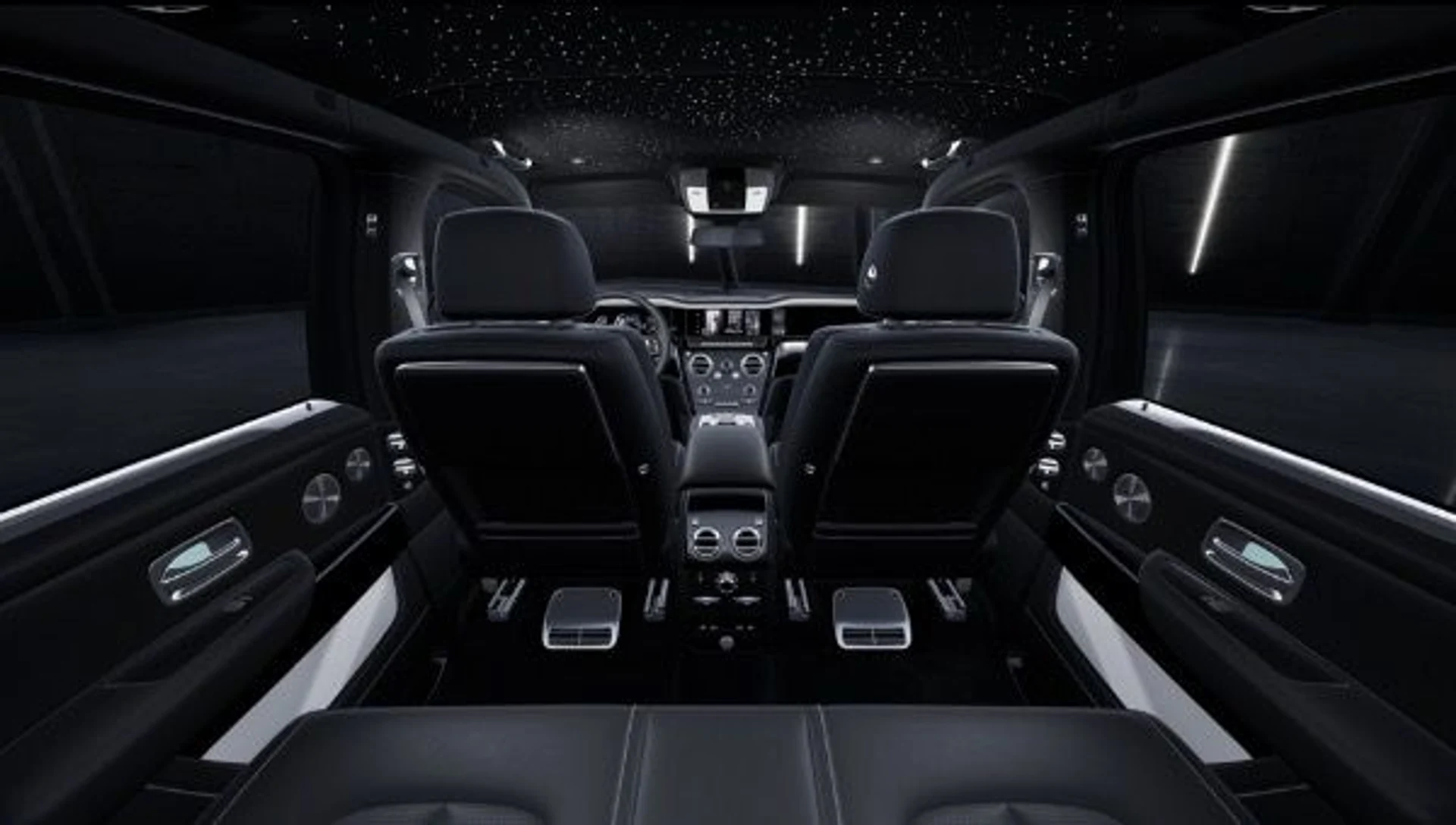 mph006_819917375_New_2026_Rolls_Royce_Black_Badge_Cullinan_0e88fc31a8