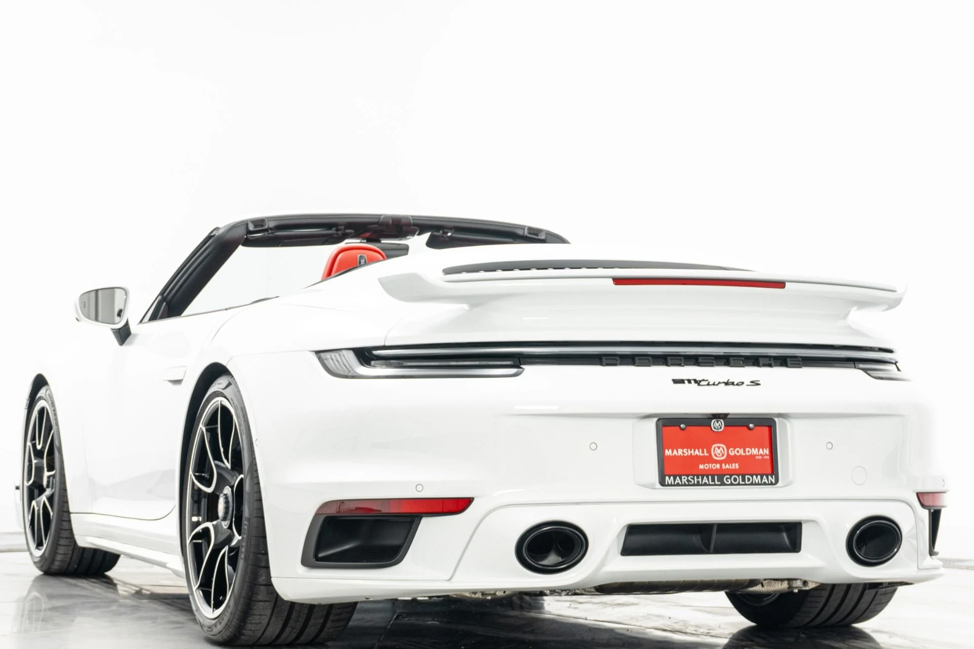 mph006_825054137_Used_2024_Porsche_911_Turbo_S_Cabriolet_Sport_Design_Package_Exclusive_Manufaktur_Interior_1780002911_b4805941dc