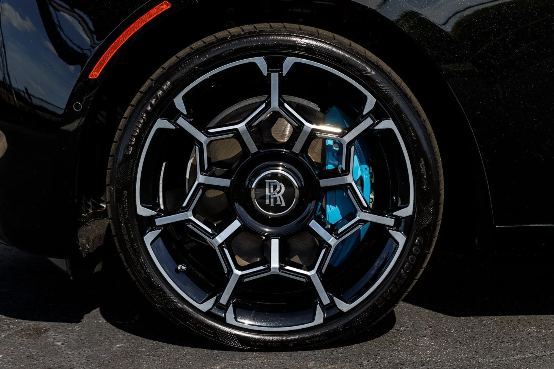 mph006_826125481_2ec107113921cd5399a1b3879b6fe9b3x_10c7b5091d