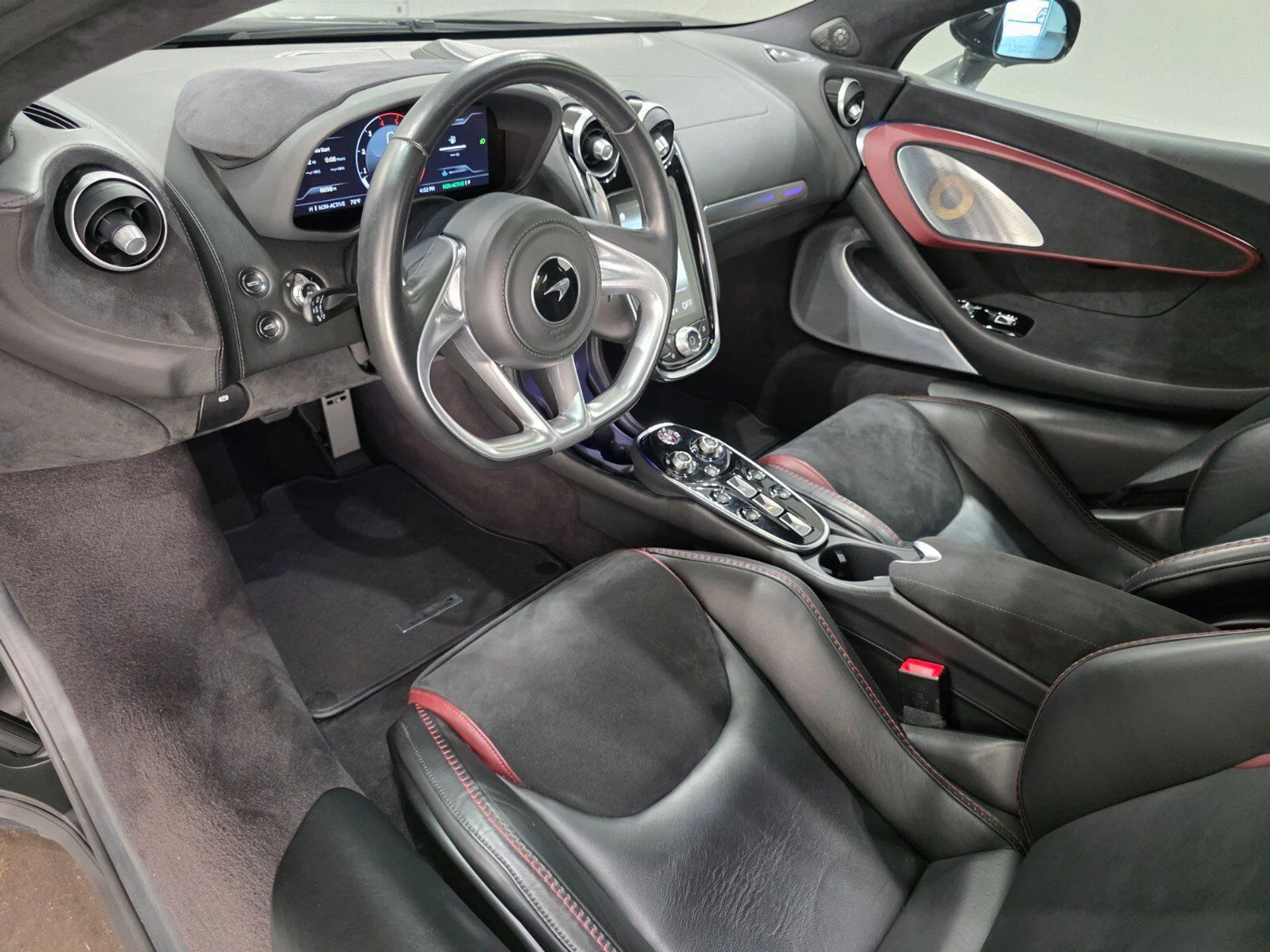 mph006_828286424_489e0950f384bd36e977817be503531e_39f3b9e146