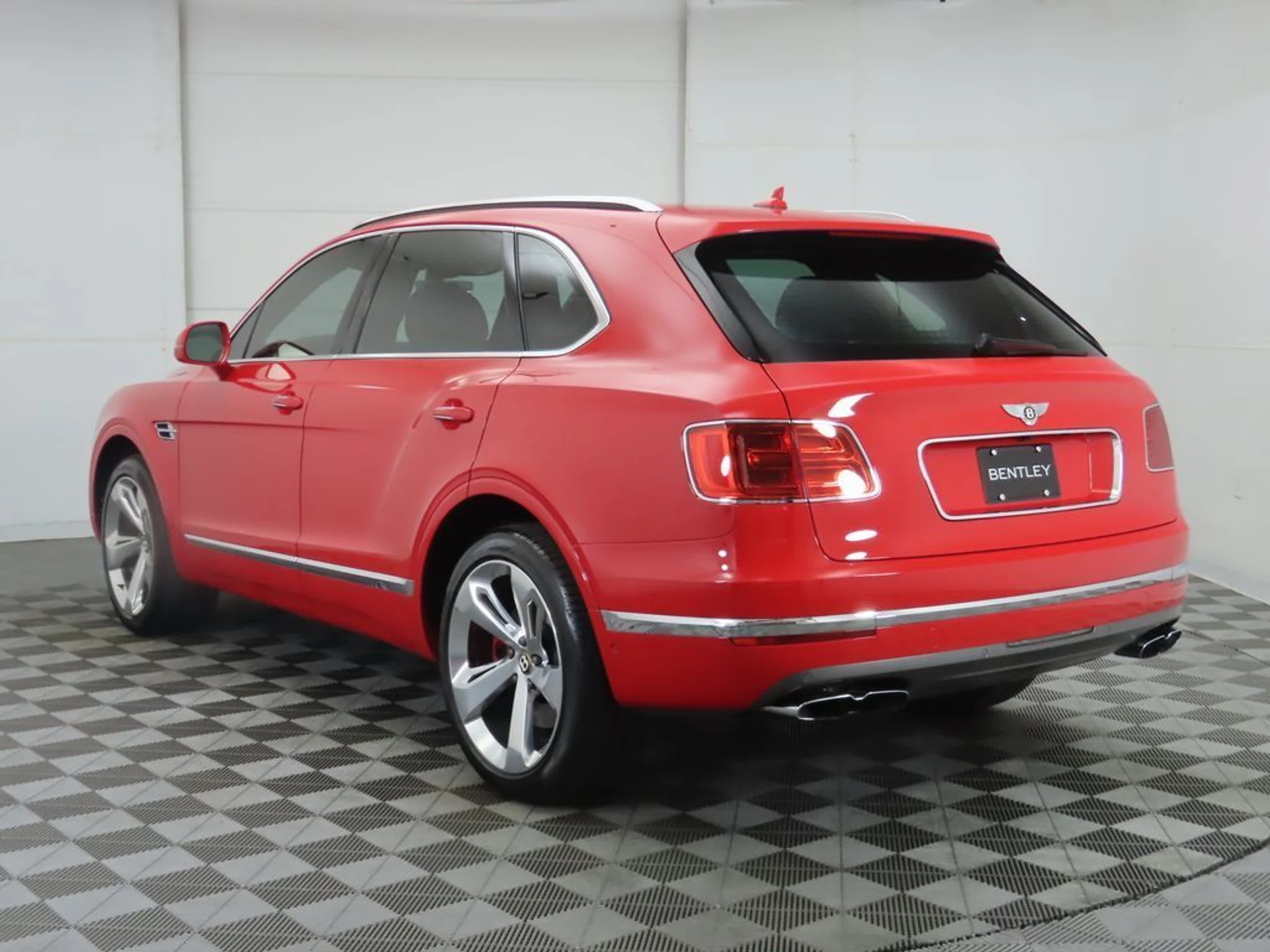 mph006_834439424_used_2019_bentley_bentayga_v8awd_8119_22926771_7_1024_f9ca19b341