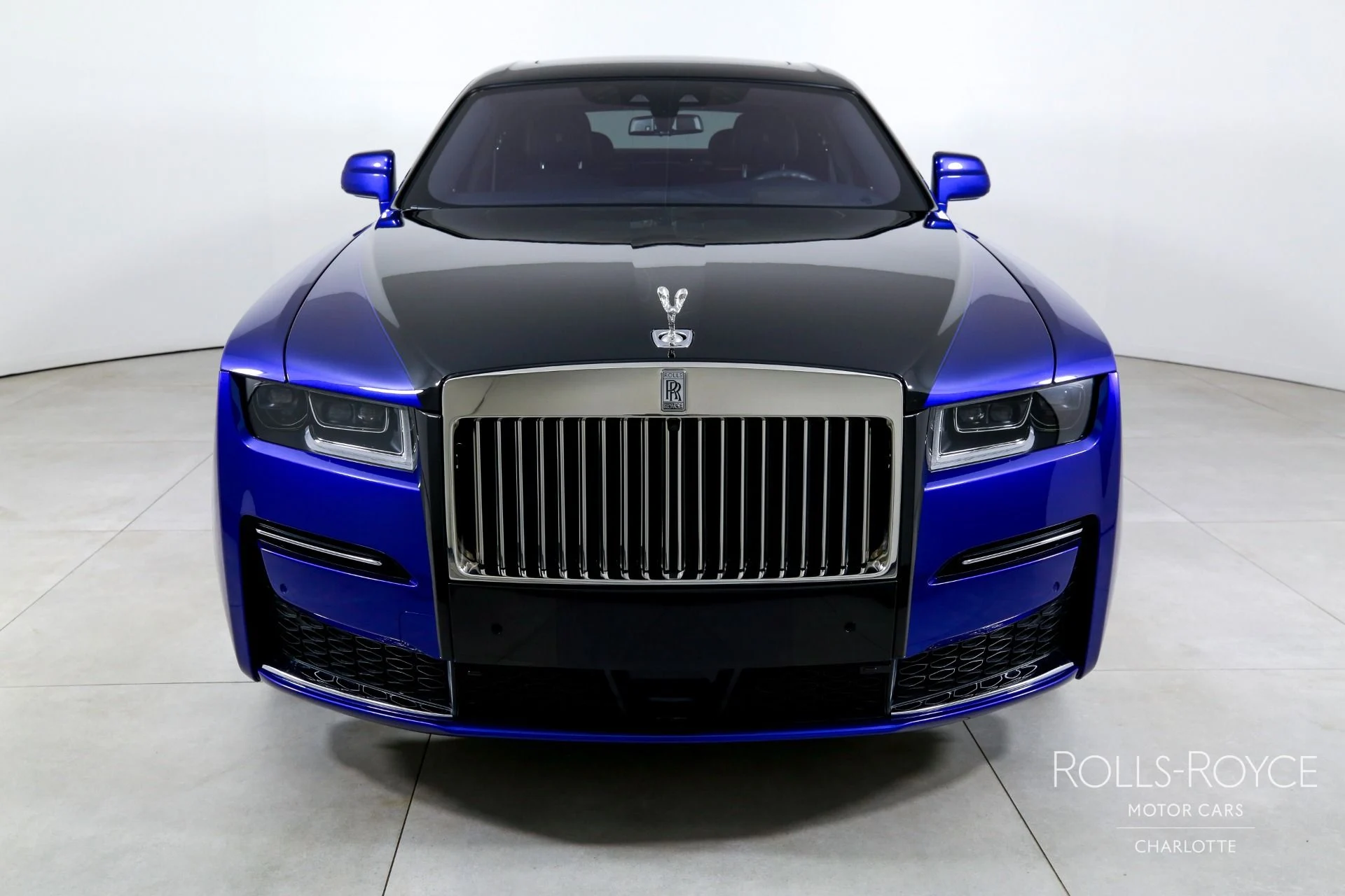 mph006_835746719_Used_2022_Rolls_Royce_Ghost_1751579647_6023657a18
