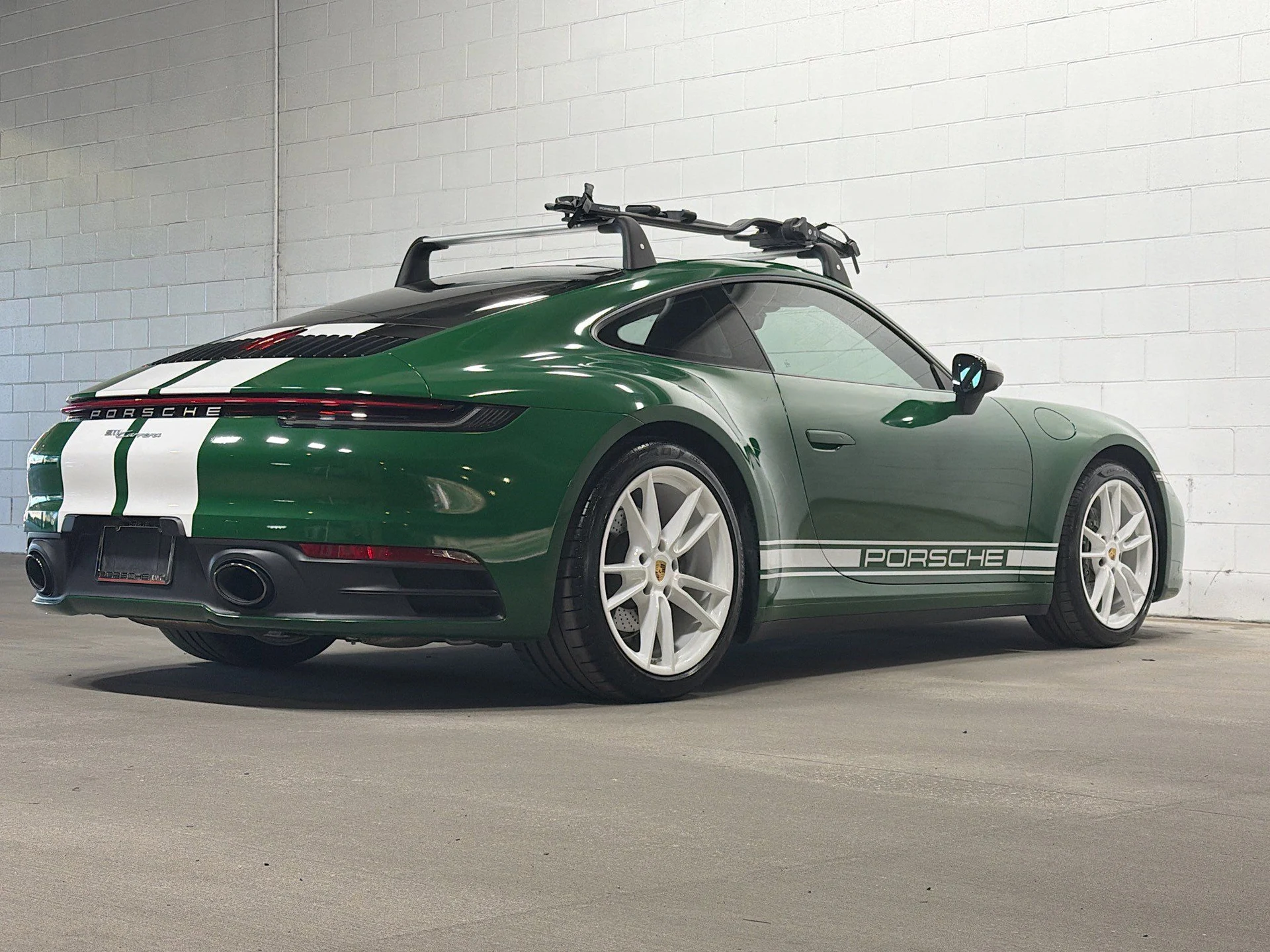 mph006_864848933_319d1aa636d98eb97a5100b6a2dd00eb_eaf271bd16