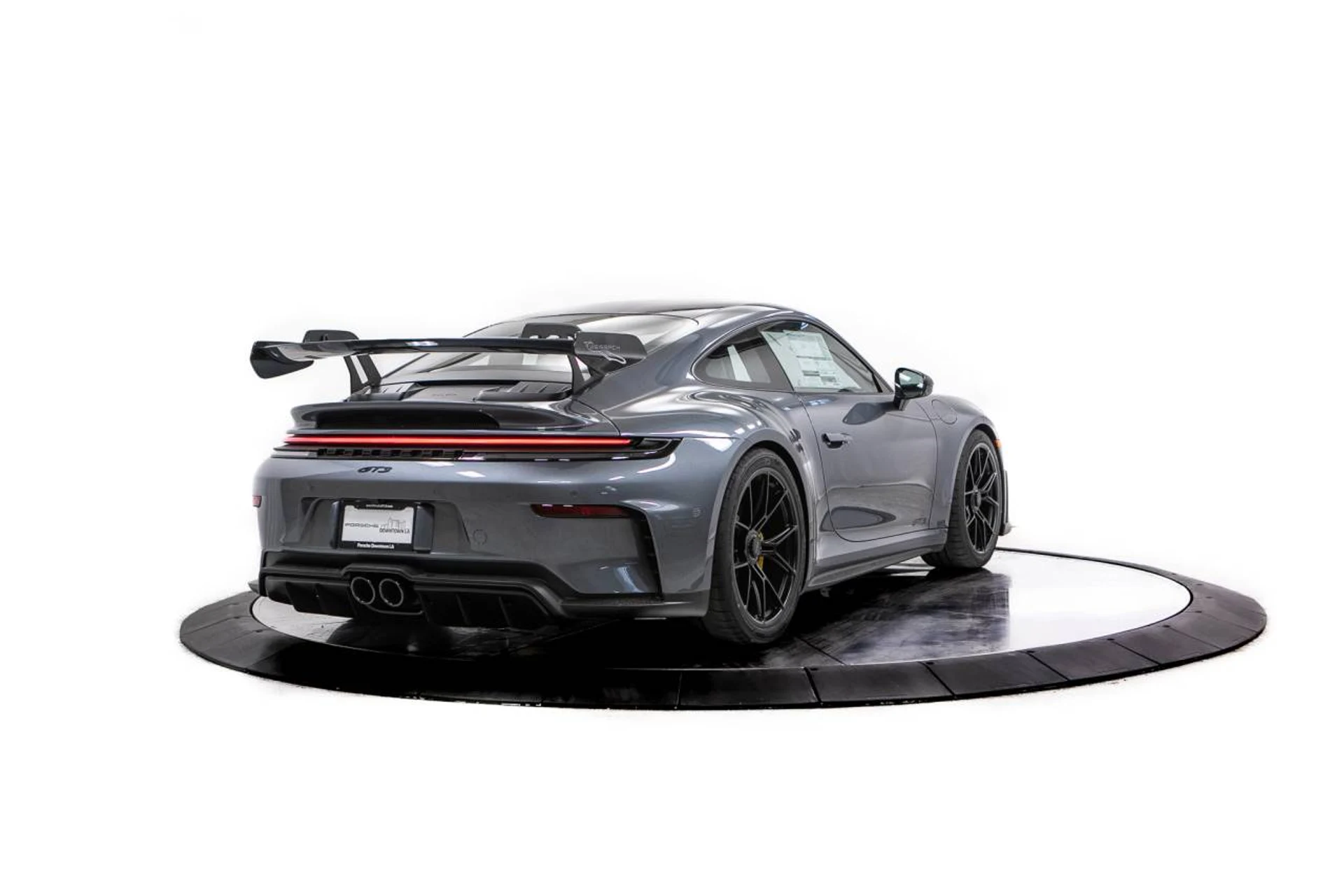 mph006_872382340_e51a862fcf5080dc4a6a3547e40c7b0bx_1d9874a6ca