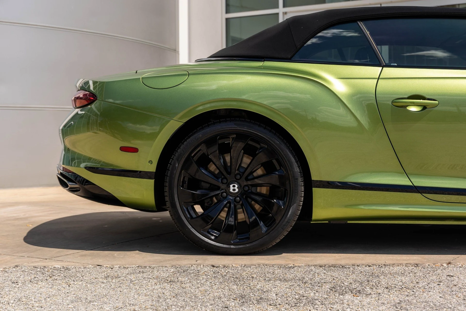 mph006_872391496_Hi_Tech_Luxury_Imports_LLC_SCBDP_4_ZG_0_SC_023562_image_6_0c51e301e4