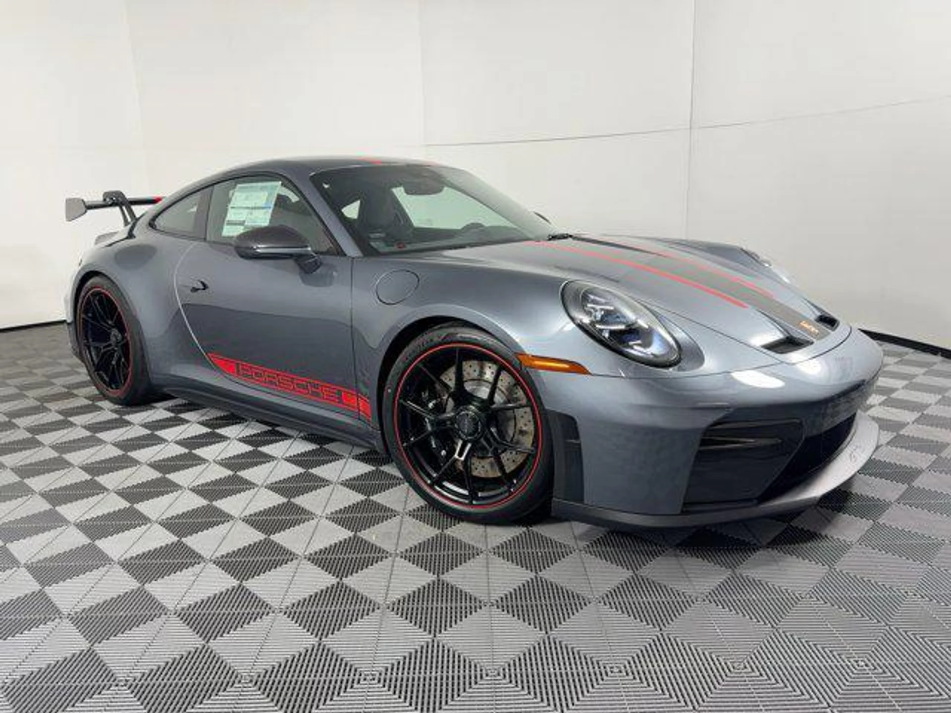 mph006_883796065_i_Nw_an6_L_Ks66_Q4_Hj_Rkri_Iy_G_Ad_Jk_259dd3d695