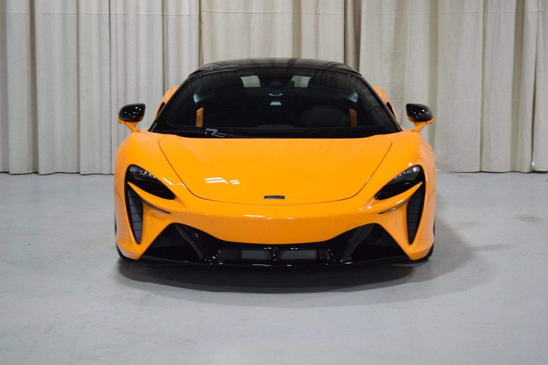 mph006_88392107_b10f63cb042a21c50c41ef53b14cbac3x_efa80fb53c