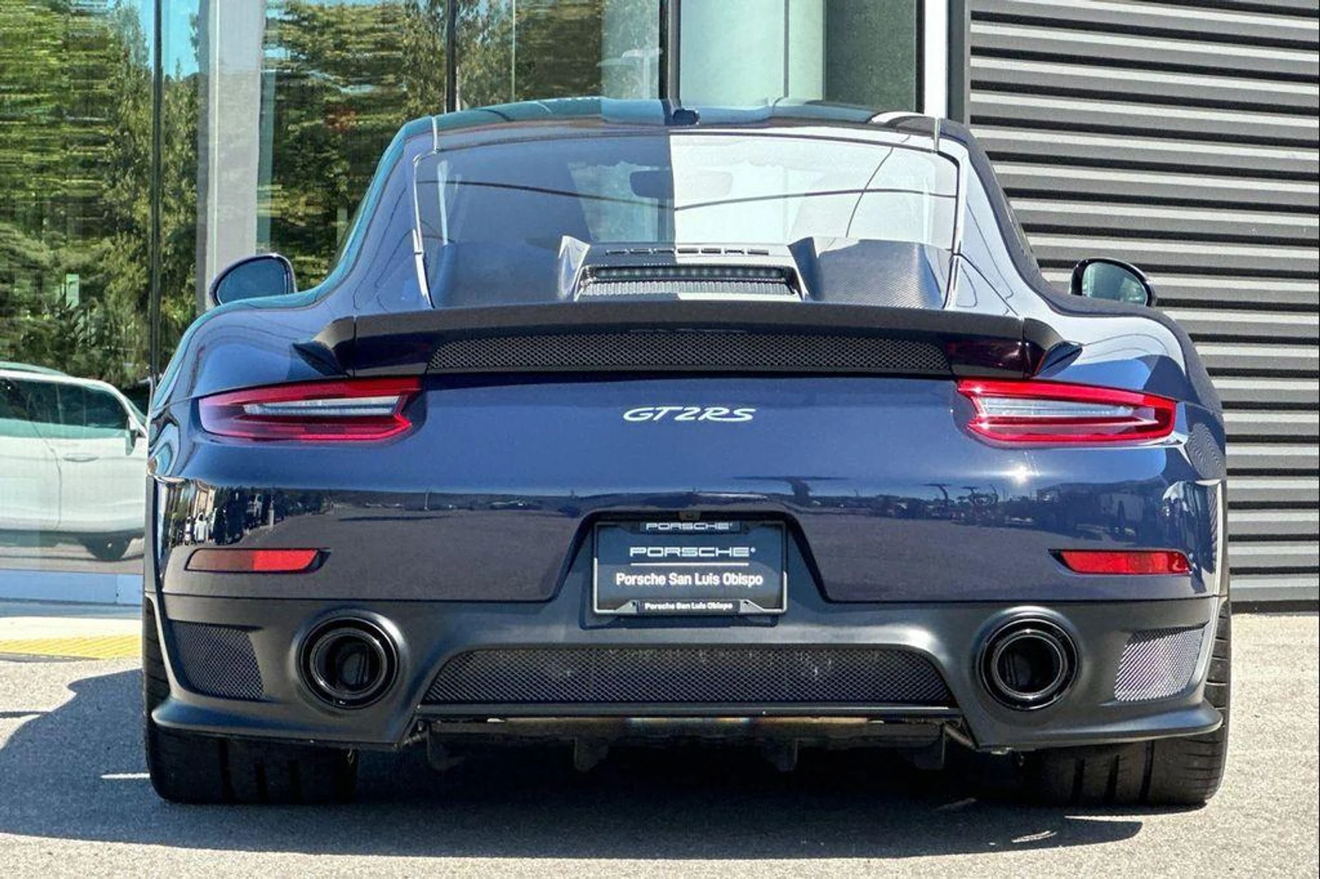 mph006_894872679_t_Ia_z_Lc8_G_Kq_Qut_Xp_Gb50_Pt_Aah_GA_6d315cbbd6