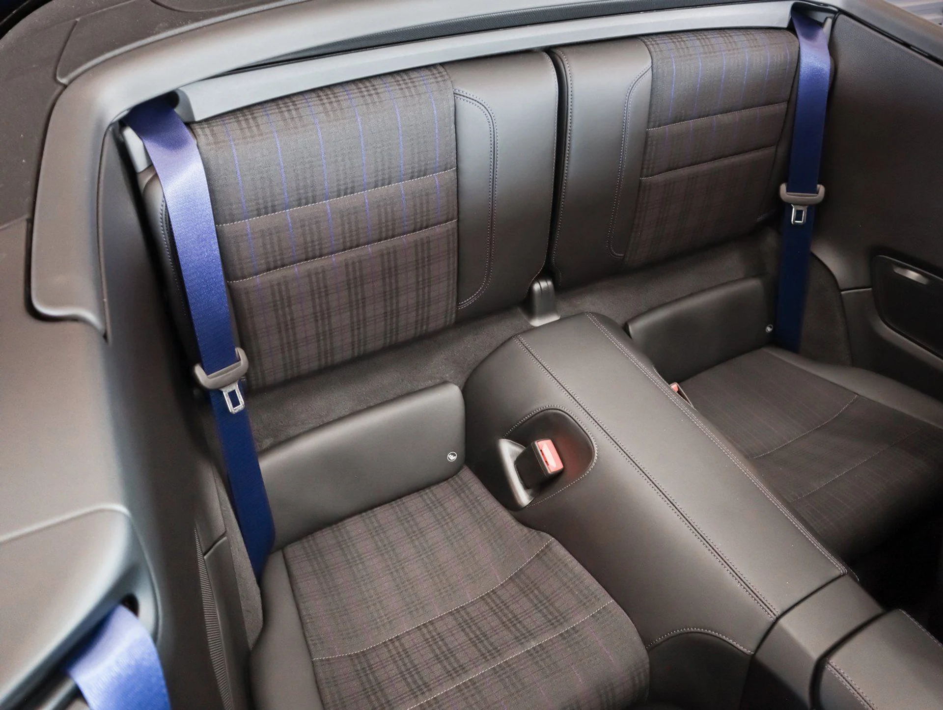 mph006_900975612_920b67dab5ae28f19861e9233bc5f665_4e8b3f5928