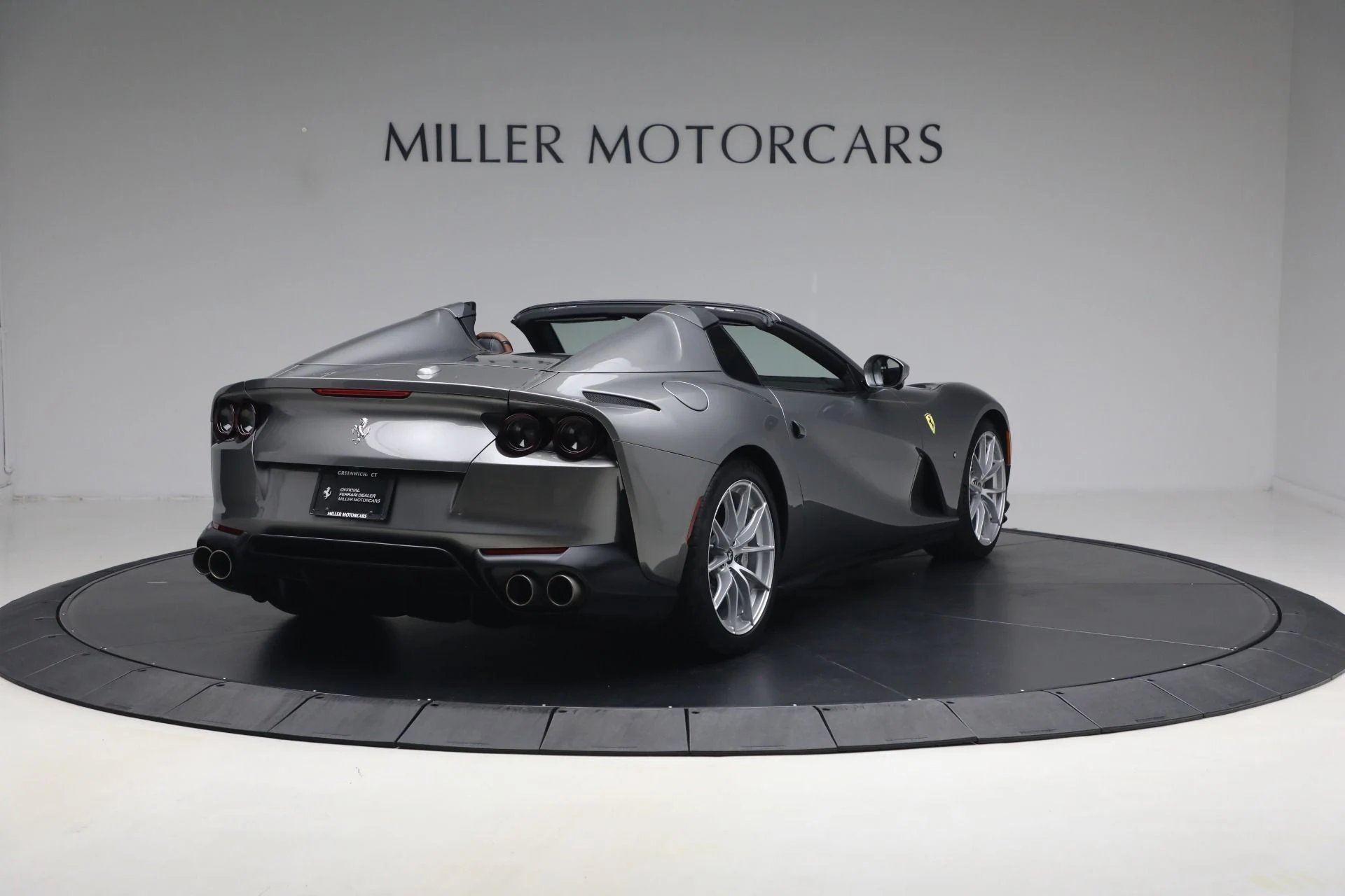 mph006_903958273_Used_2021_Ferrari_812_GTS_1781727053_81c381f620