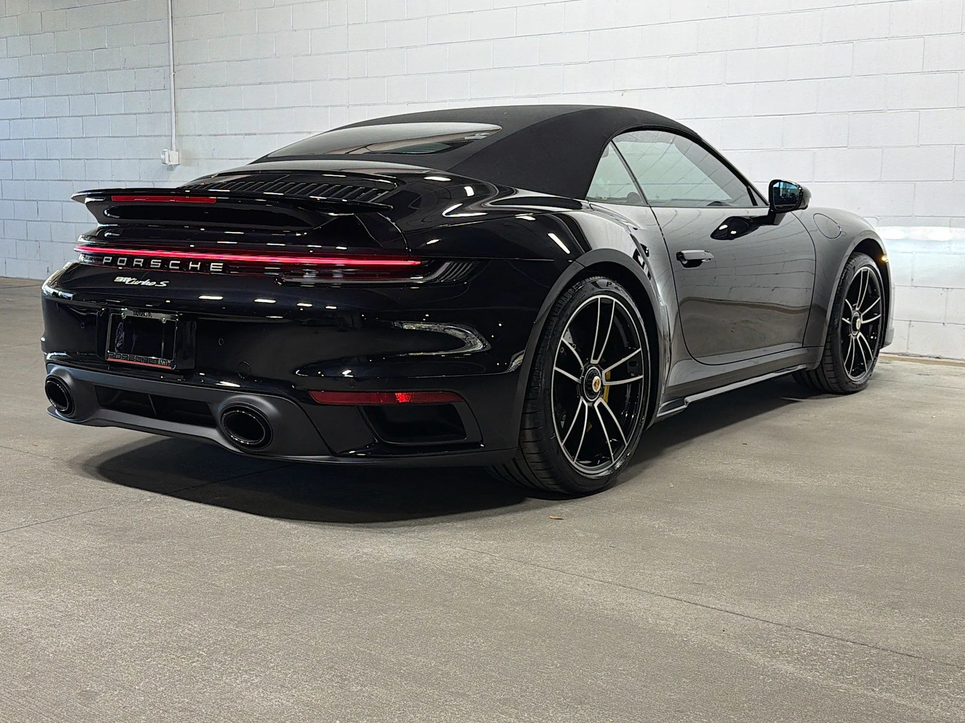 mph006_906600940_e77ac0b2f694d096558957eaebca1167_41923eda0d