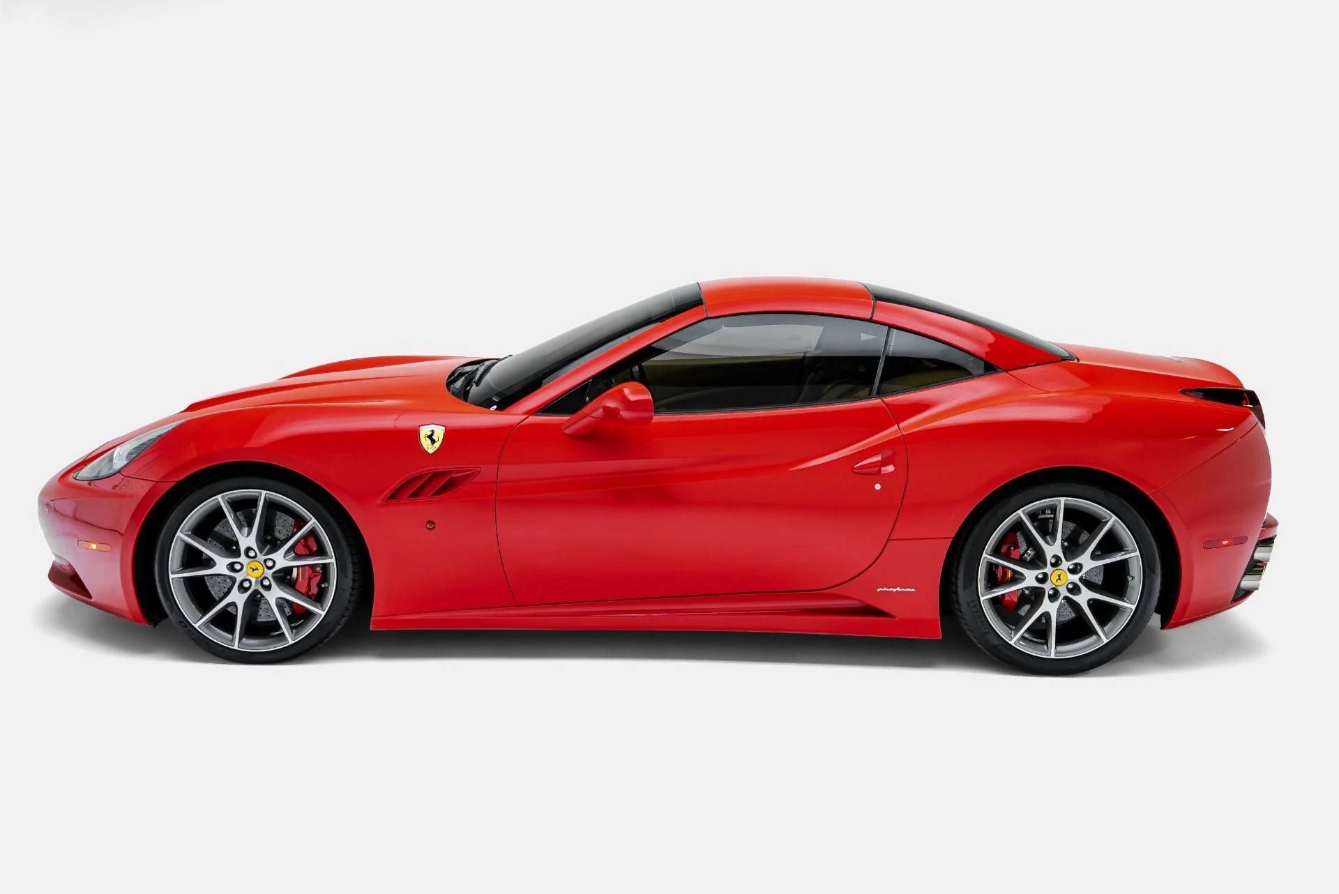 mph006_908605148_Used_2011_Ferrari_California_1793140809_7aab5c9f07