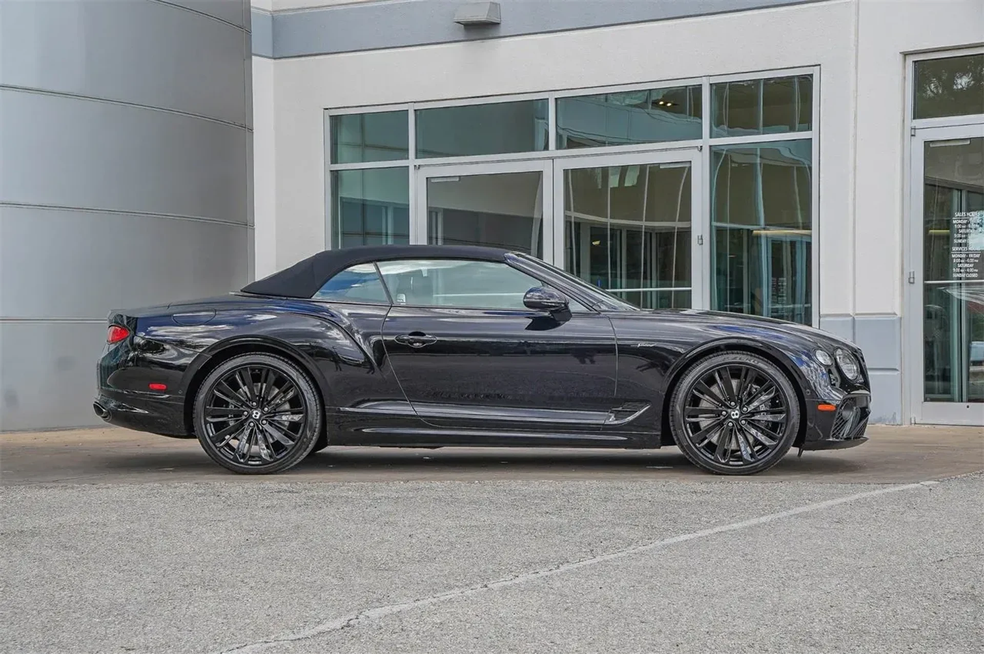 mph006_910092849_0d4c8b5216a046f8b4b7597ee65b078c_9508ce29e9