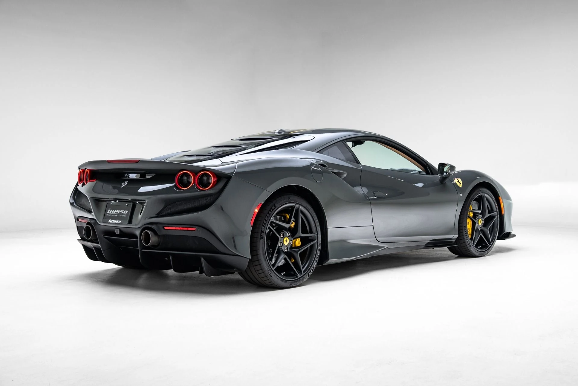 mph006_910700726_Used_2022_Ferrari_F8_Tributo_1775088257_439b5ef9fb