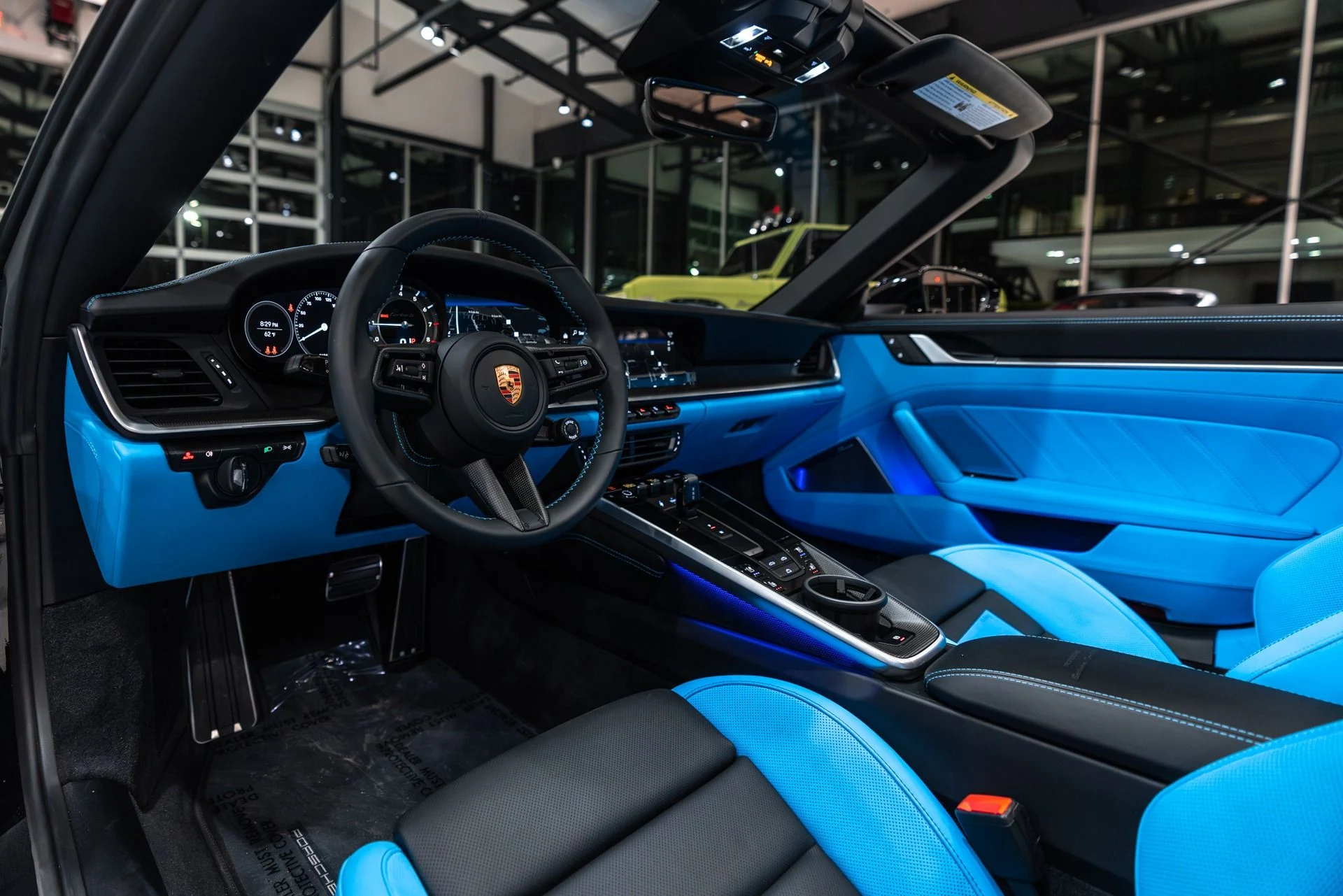 mph006_912502112_11198_p7_l_0bdb547fba