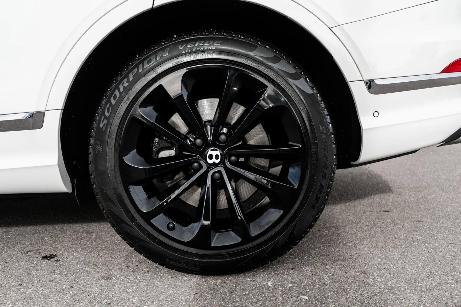 mph006_915461567_b836616f_567e_4c65_8938_2a4d81288bf8_f2c96346c2