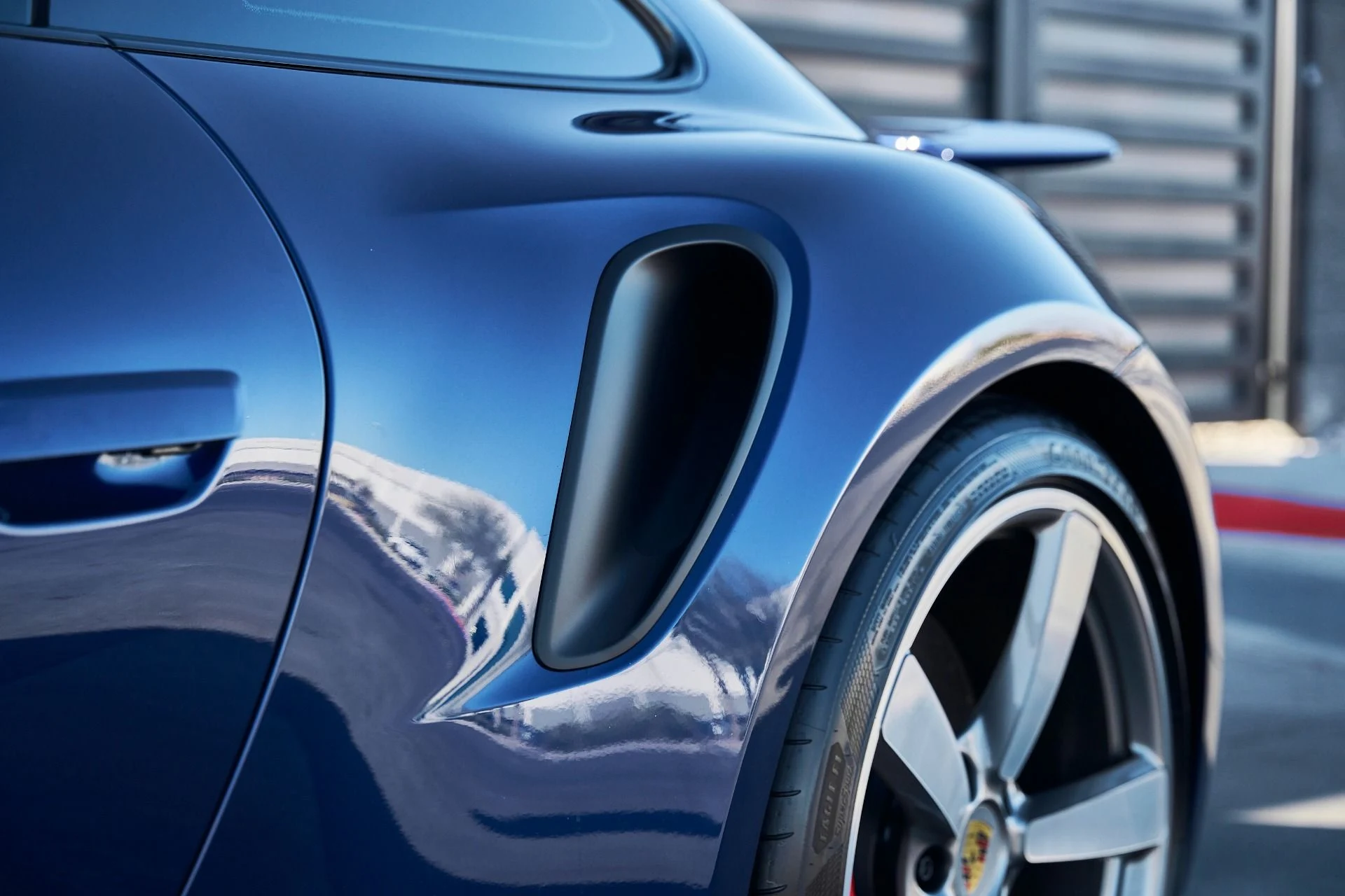 mph006_917562654_Used_2024_Porsche_911_Turbo_1770087165_f2c8c5fb7b