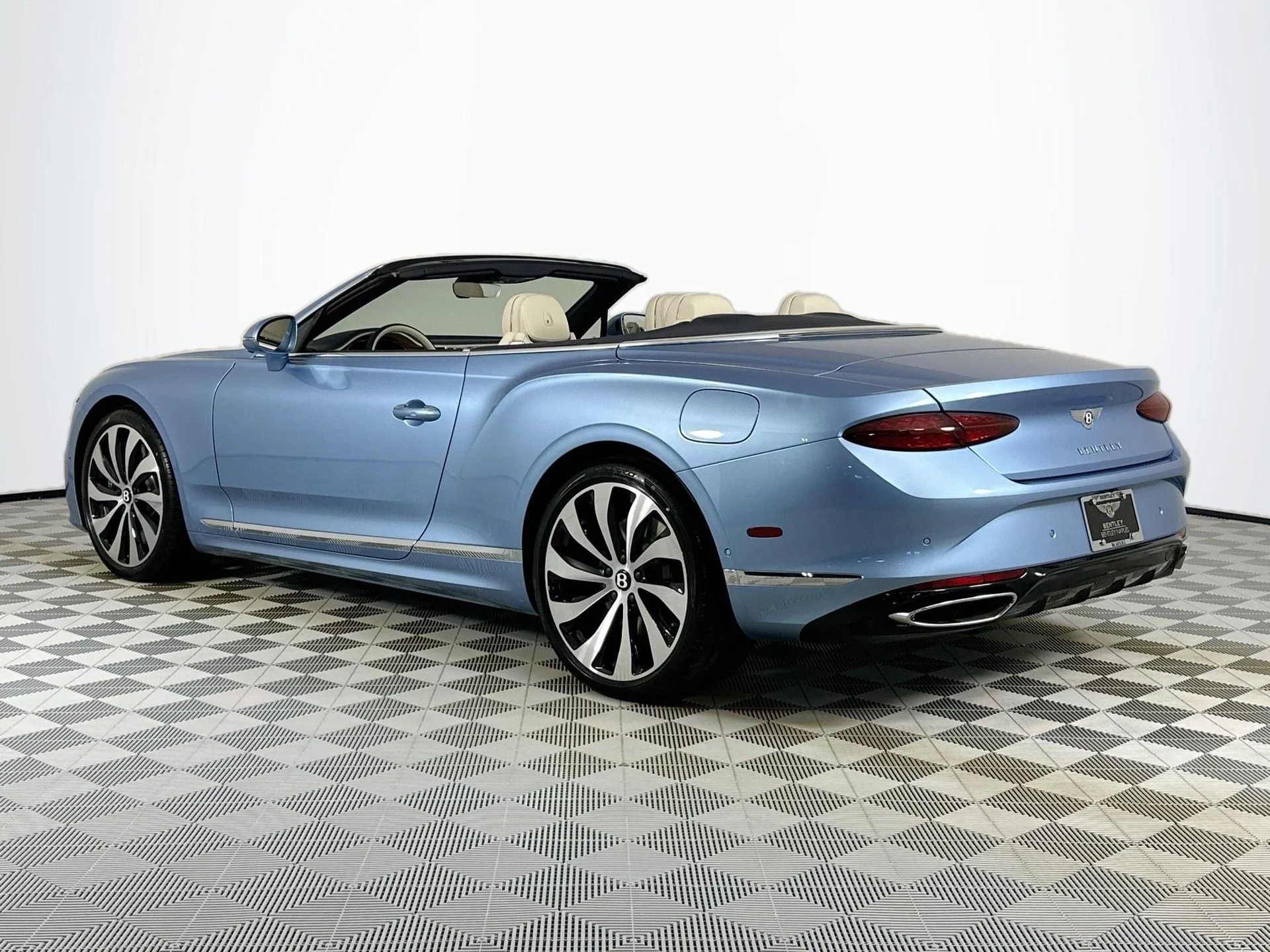 mph006_929367578_7_f2e7d4d33f