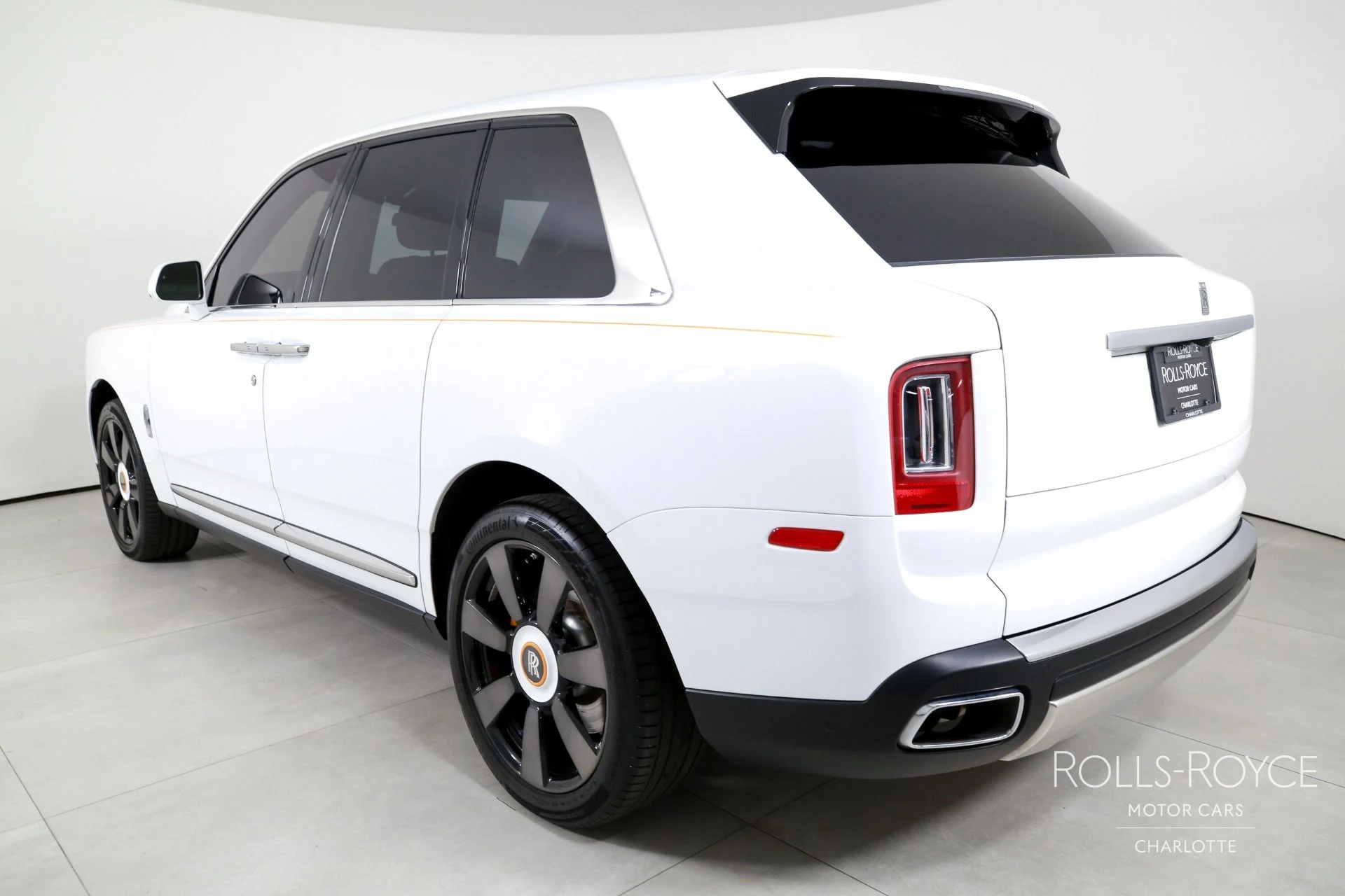mph006_929565337_Used_2020_Rolls_Royce_Cullinan_1778686897_e816462080
