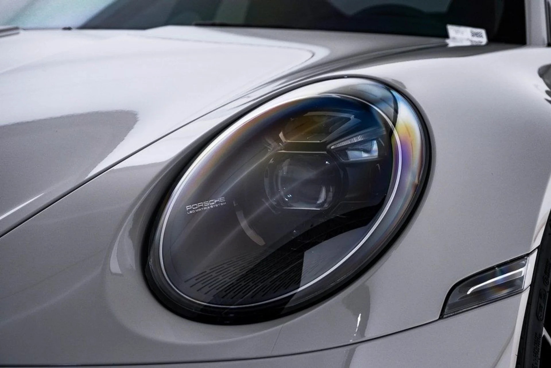 mph006_932711211_93393173deb0b3b445b1473b56e53d9cx_39dbf76983