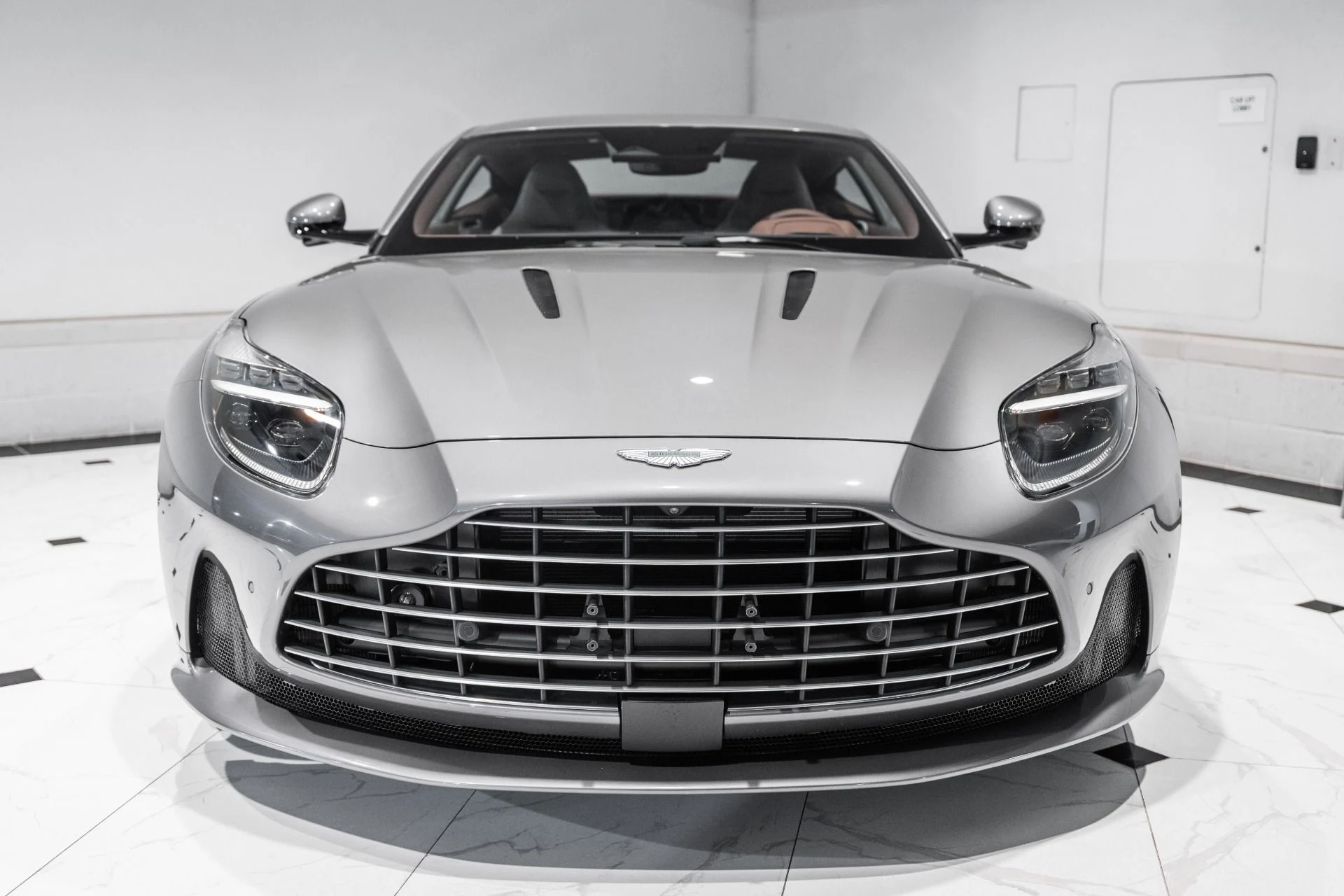 mph006_945512145_Used_2025_Aston_Martin_DB_12_V8_1762356826_c7e9411ed1