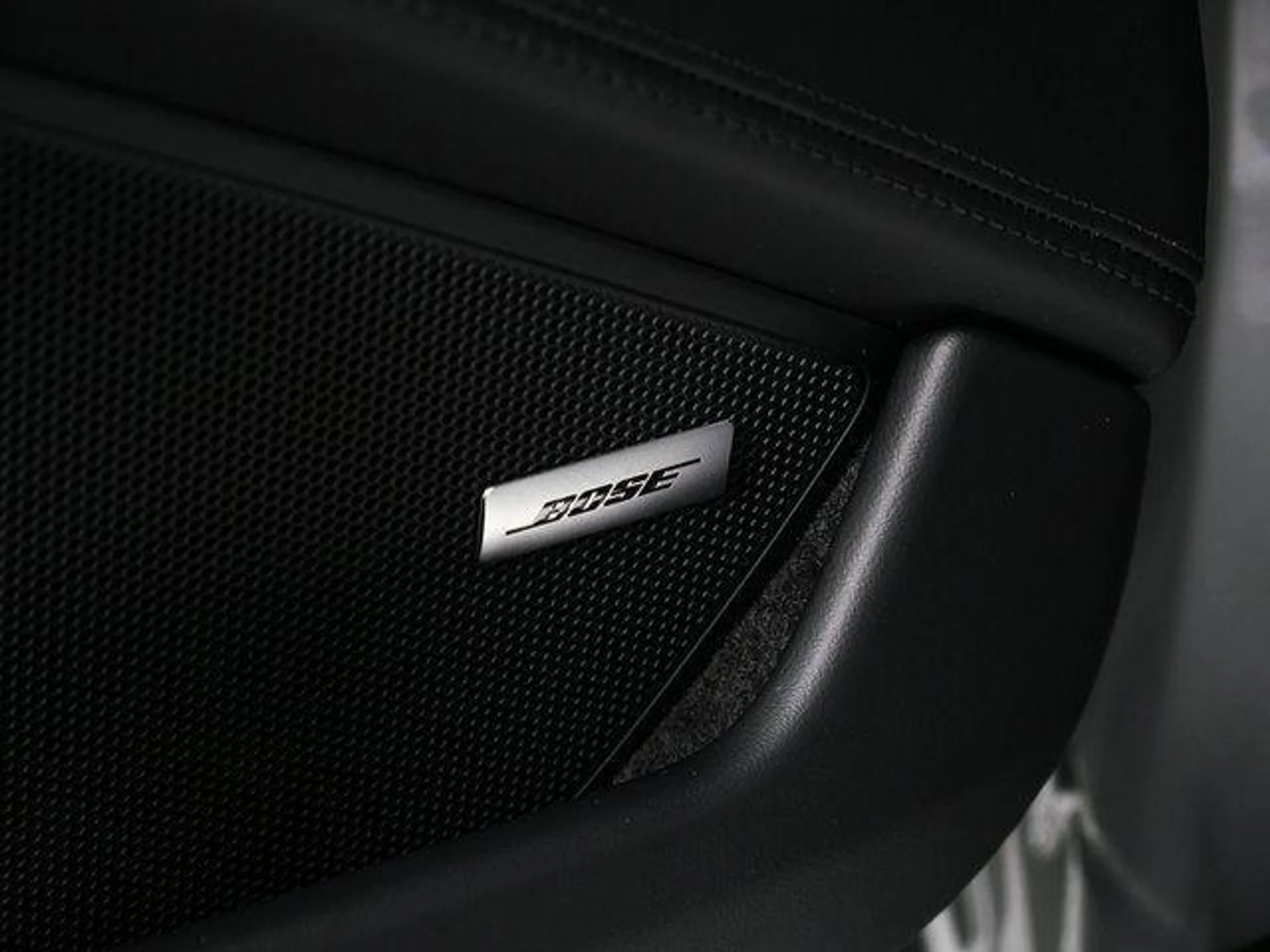 mph006_962782438_PJ_30_Jc_Tm3_sr_Qf_Conca_H_Kp_KE_5_E_3d1c4dbe3e