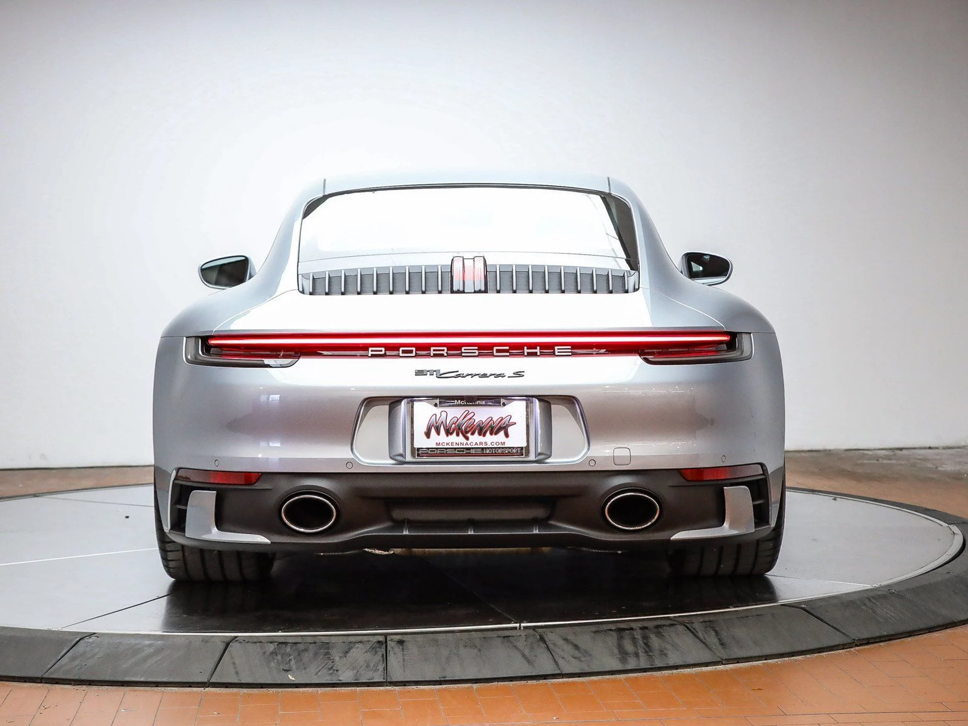 mph006_963430443_038573ca1f88f913d5ad7a6f0650123dx_6391799284