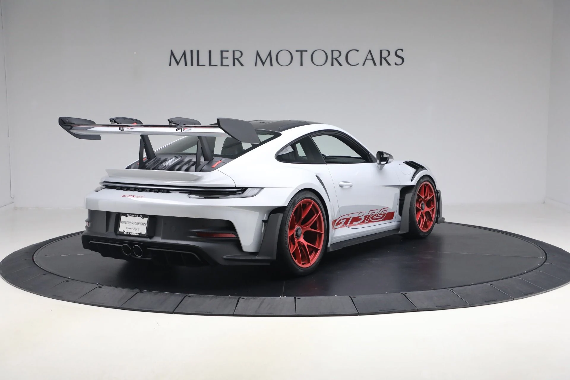 mph006_97059490_Used_2025_Porsche_911_GT_3_RS_1789411485_cfcc7a20d5