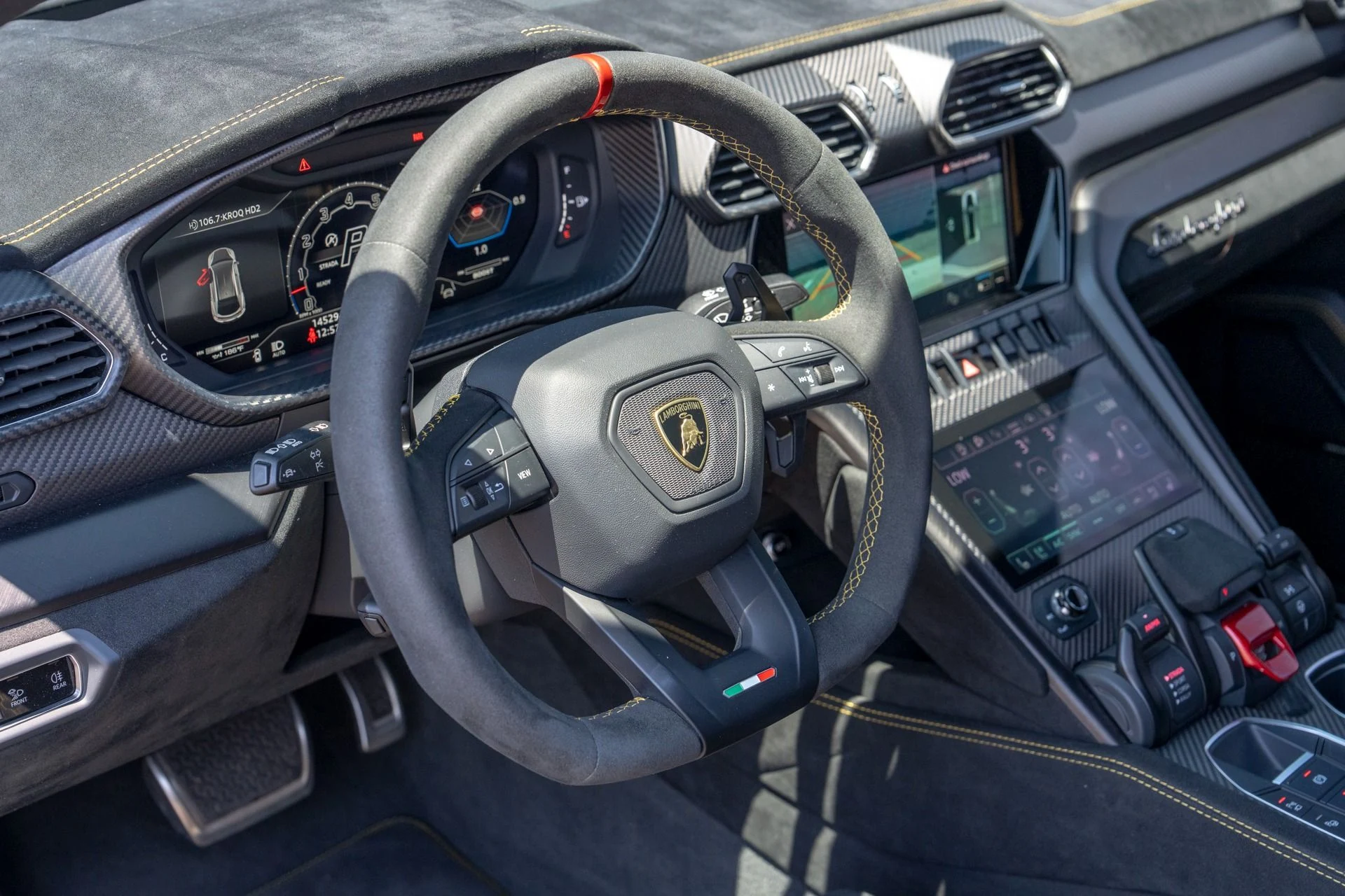 mph006_971483449_Used_2023_Lamborghini_Urus_Performante_1754671708_c6d20f439c
