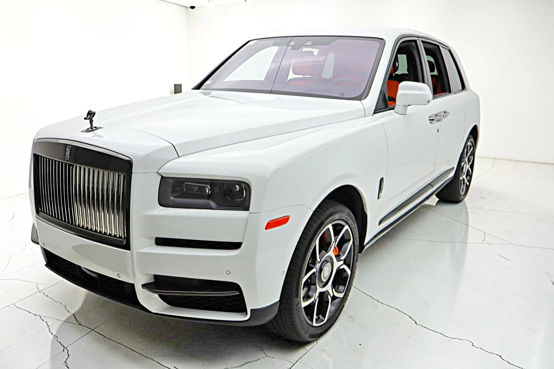 mph006_972822160_Used_2023_Rolls_Royce_Black_Badge_Cullinan_LEASE_OPTIONS_AVAILABLE_800e1f26a8