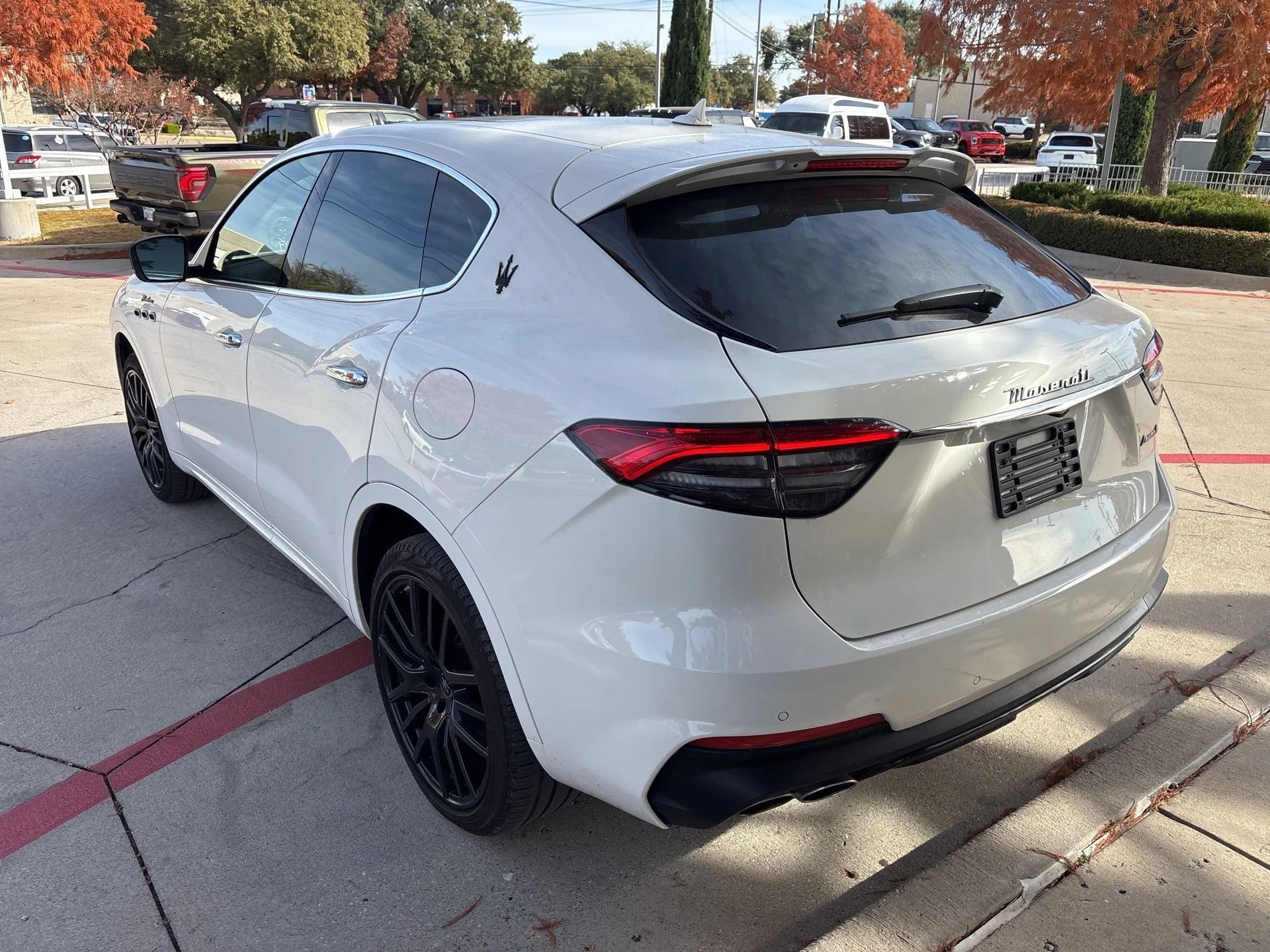 mph006_975793954_d8230a039cc0c75670a0bd52c3217ddex_f4a6afacdd