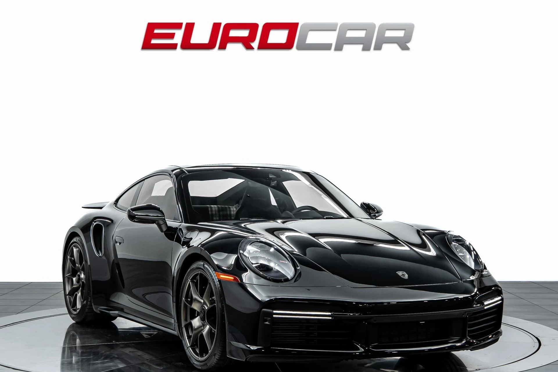 mph006_978394046_image_7_8f18984065