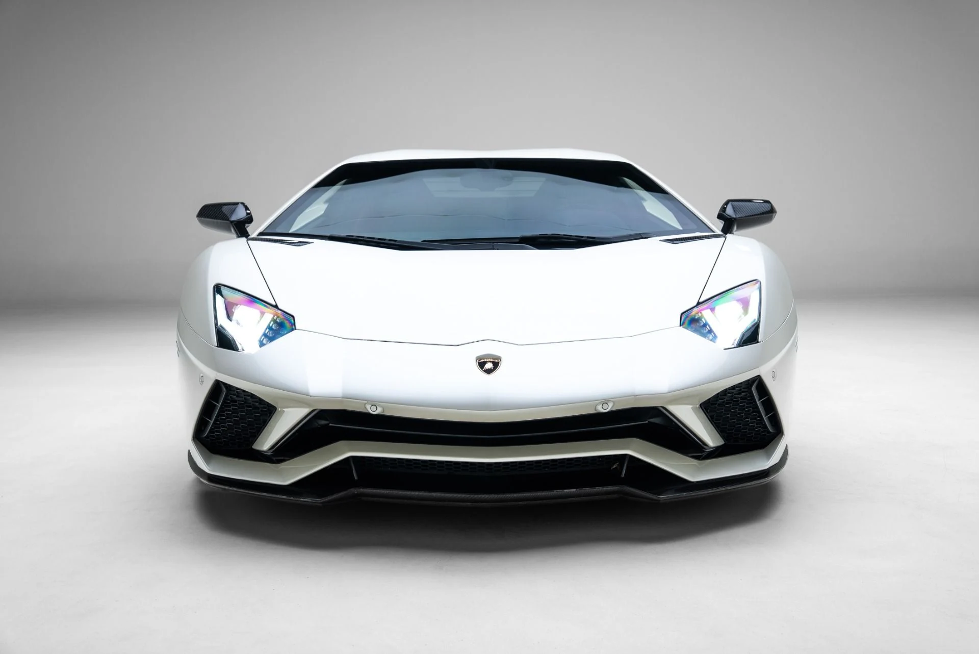 mph006_982645406_Used_2017_Lamborghini_Aventador_LP_740_4_S_1775604663_eff5f87627