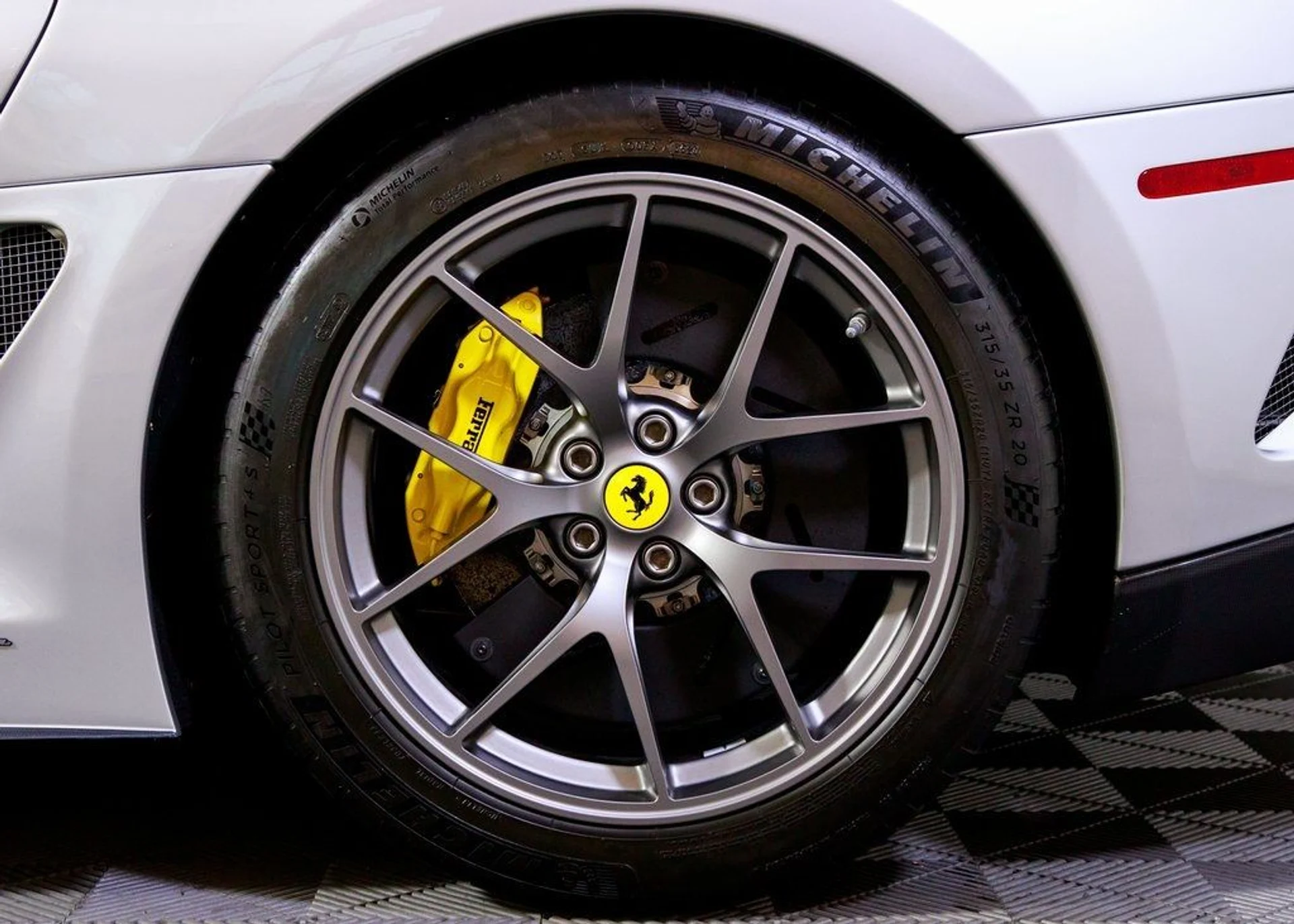 mph006_987596240_d85ccd1cc707f41eba385c633bfdaa53_772d55c8fe