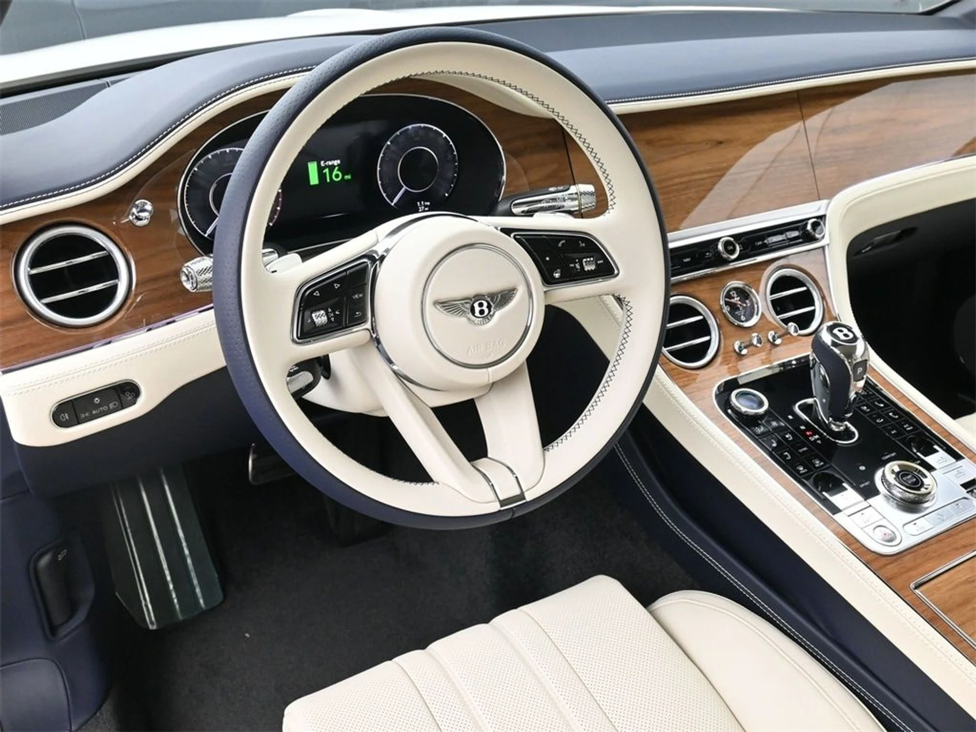 mph006_992290398_6f866eb97157f1b2d2f676510ec106e7x_9e7d9c751a