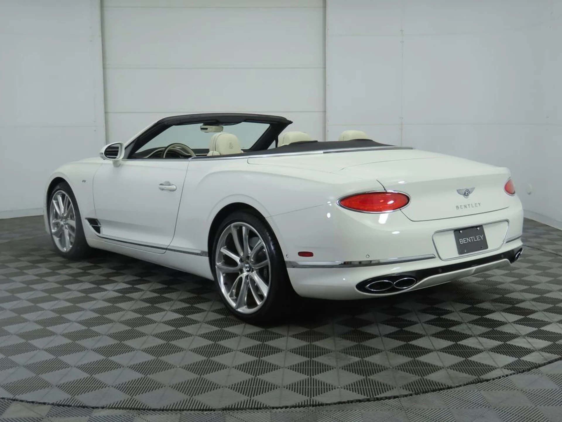 mph006_993888917_used_2022_bentley_continental_gtmullinerconvertible_8119_22908065_7_1024_19d6112e43