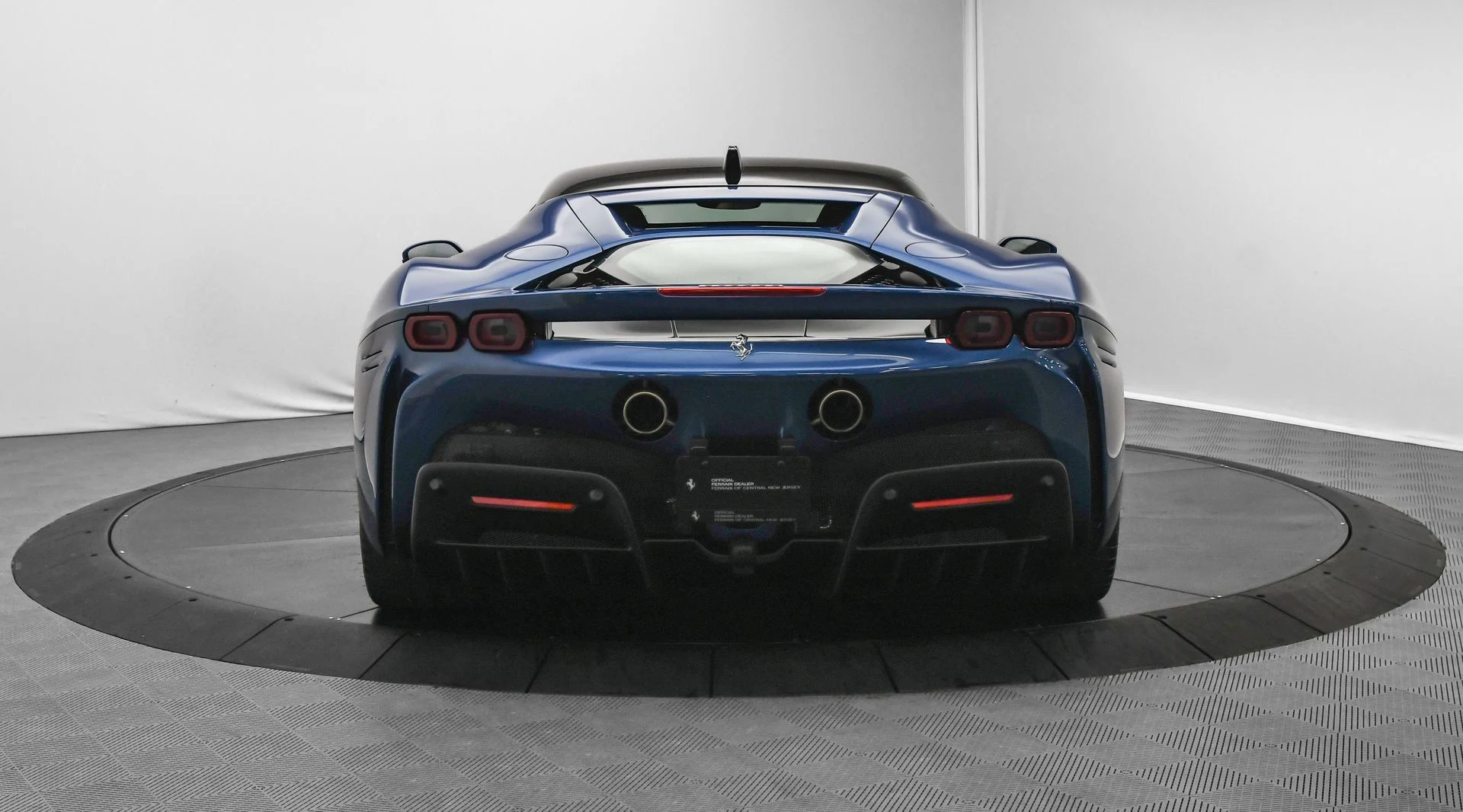 mph006_994077519_76ff8a7f9bbb4a66a2de7b2a08154169_695b479093