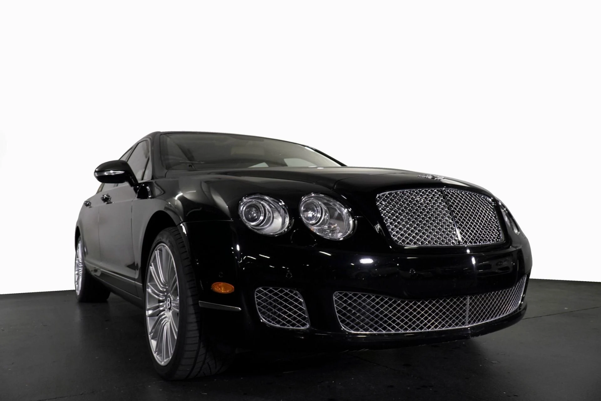 mph007_1003952450_Used_2013_Bentley_Continental_Flying_Spur_Speed_1773400827_54854a5779