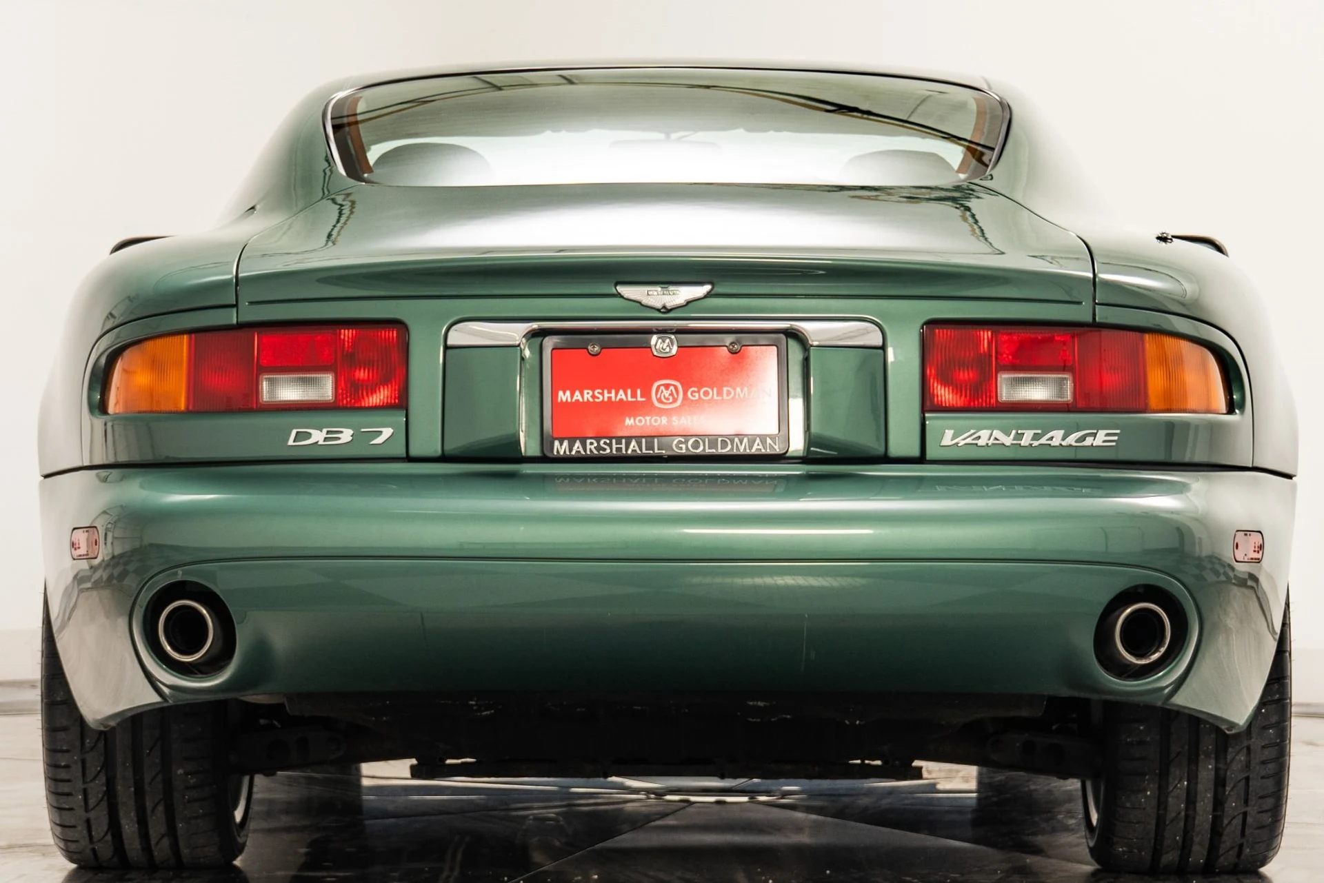 mph007_1006585826_Used_2001_Aston_Martin_DB_7_V12_Vantage_1760468045_f2de31396e