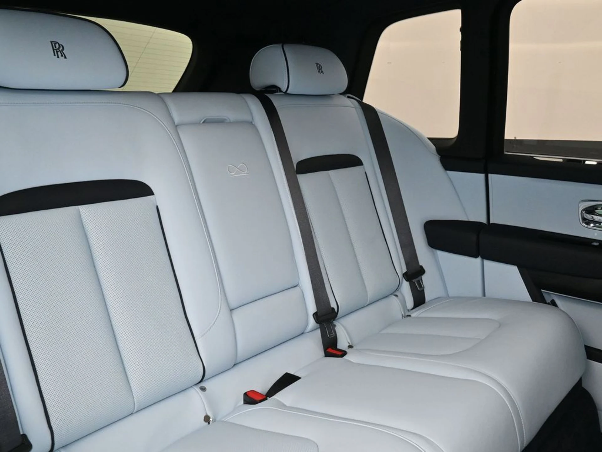 mph007_1017102872_a7cde6744f0d4513af1d959184add6abx_2f9ca91912