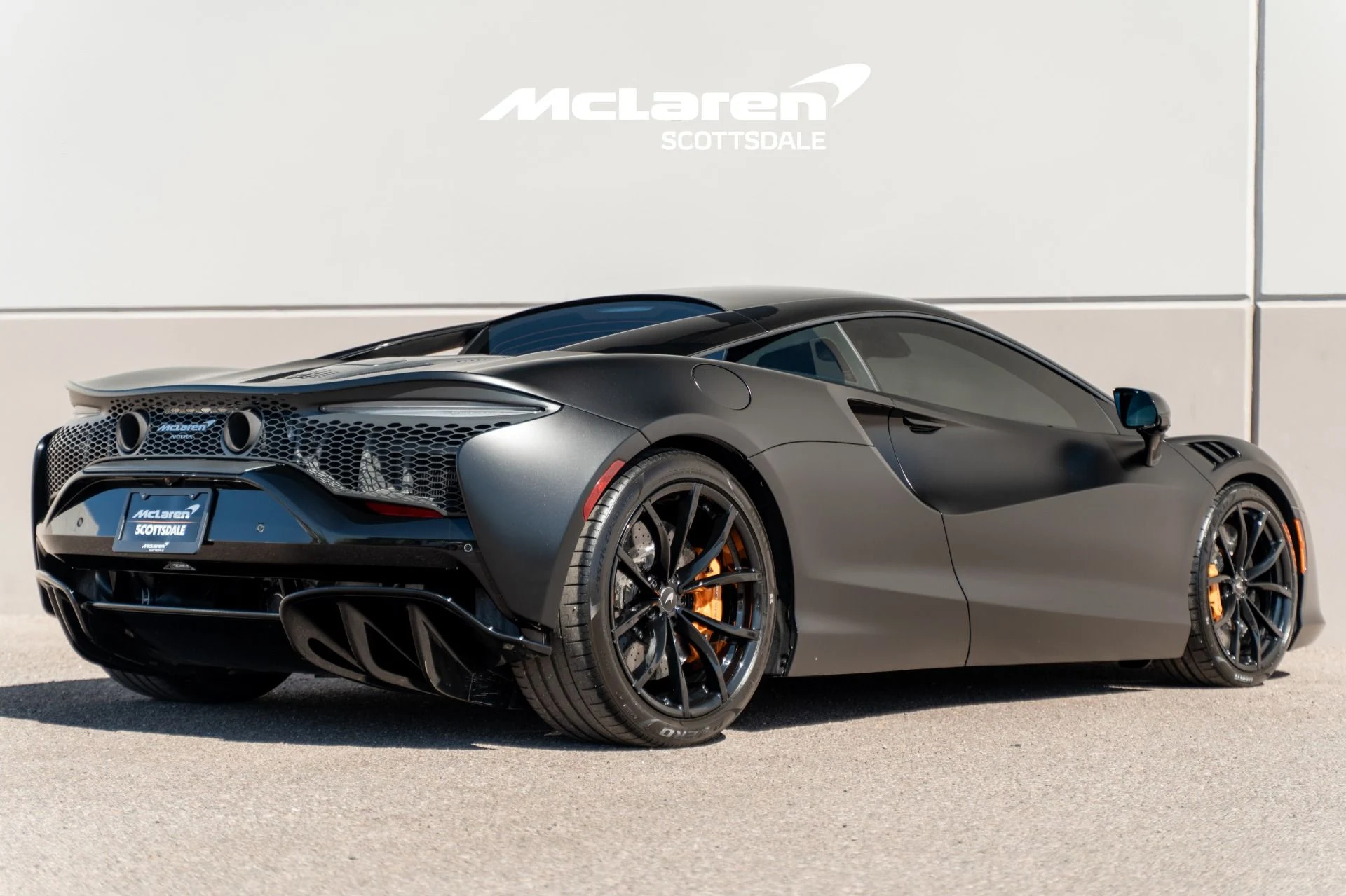 mph007_1017476899_Used_2024_MCLAREN_ARTURA_1757647464_34ed236aa4
