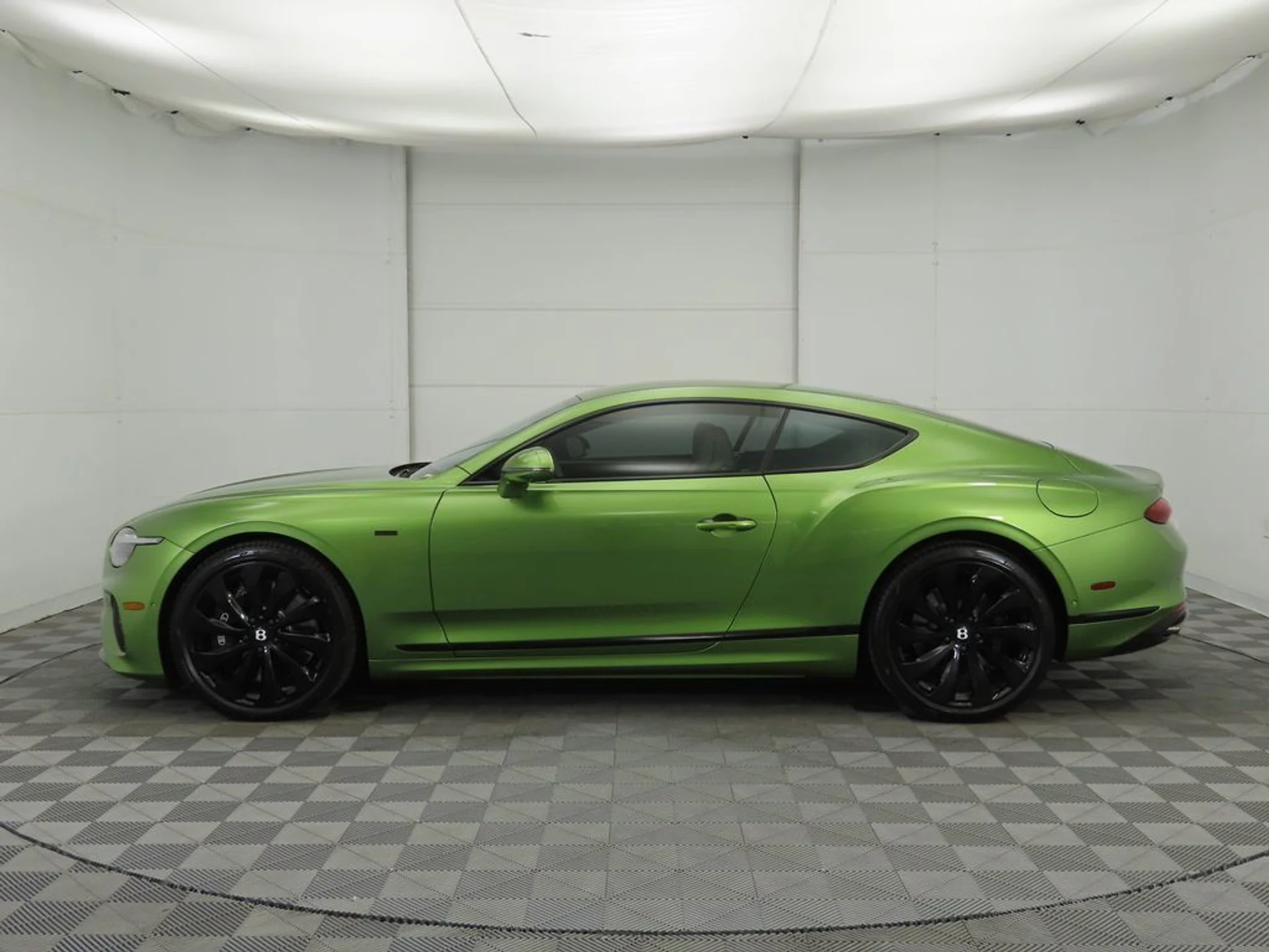 mph007_1021711827_new_2025_bentley_continental_gtblackeditioncoupe_8119_22910192_8_1024_40bbbe6d18