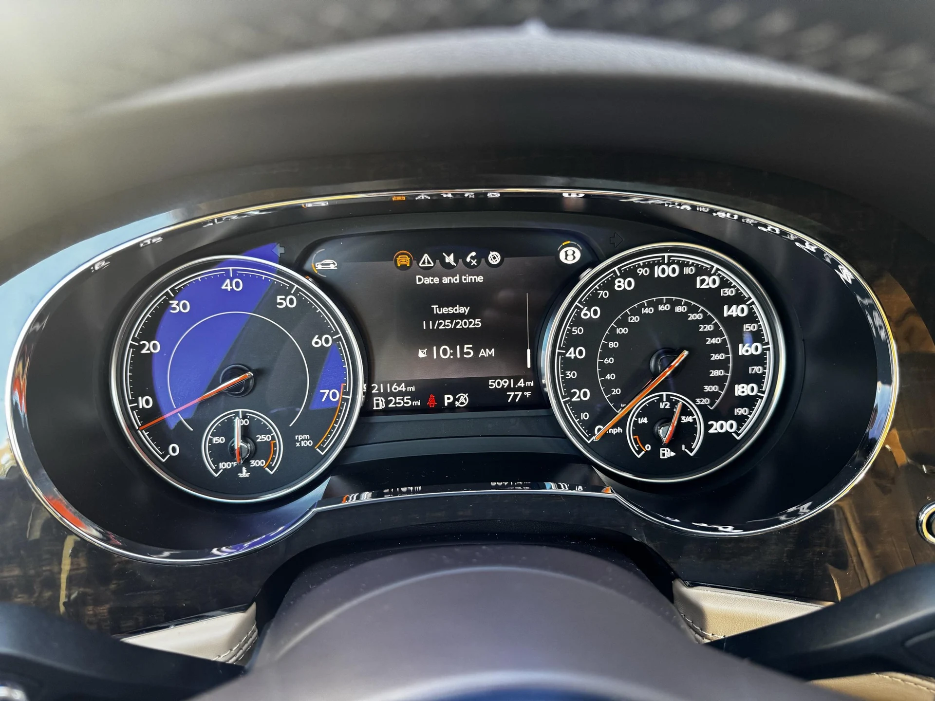 mph007_102757113_477019076_6926a333350c91ed78cfa597_c57975b75a