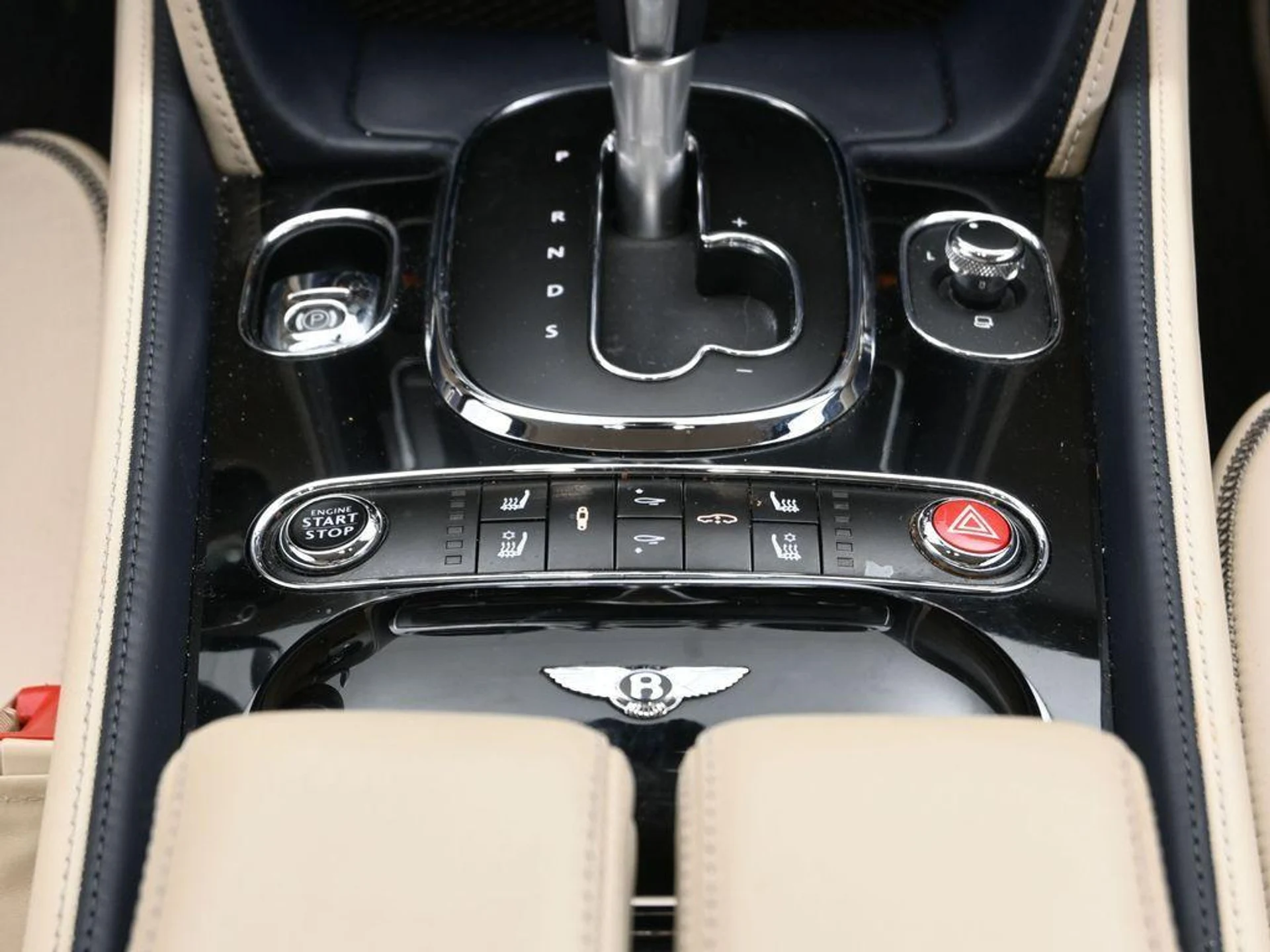 mph007_1027595950_aci_P_Xyf1_L38_Wum_Eg_W_Fo2_AJQT_3go_0885b69285