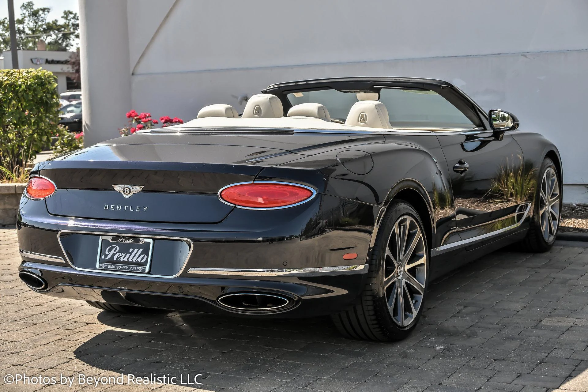 mph007_1034091932_Used_2020_Bentley_Continental_GT_W12_Convertible_1759393469_b2ca9d3513