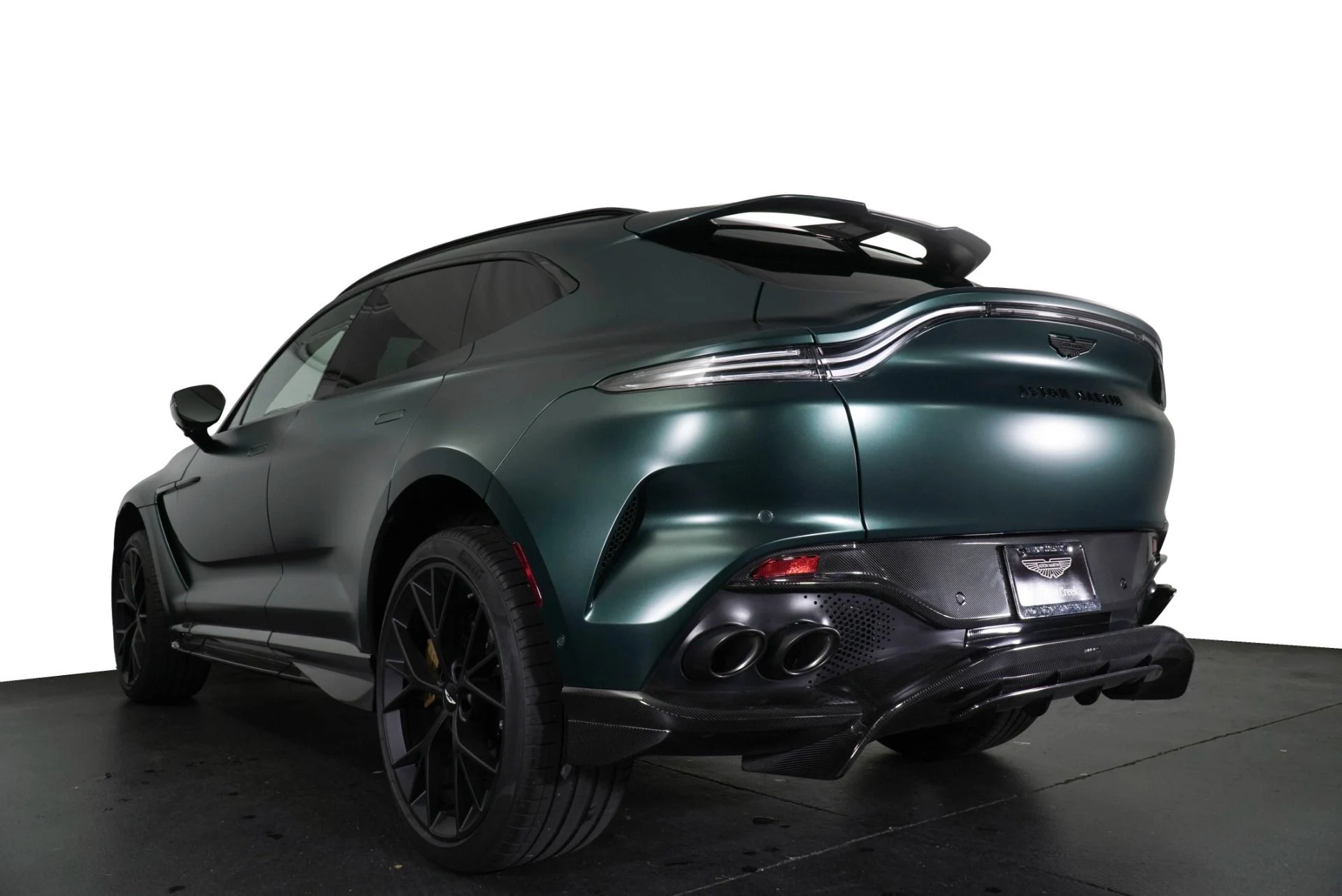 mph007_1035289748_Used_2025_Aston_Martin_DBX_707_1768857980_2c3419268b