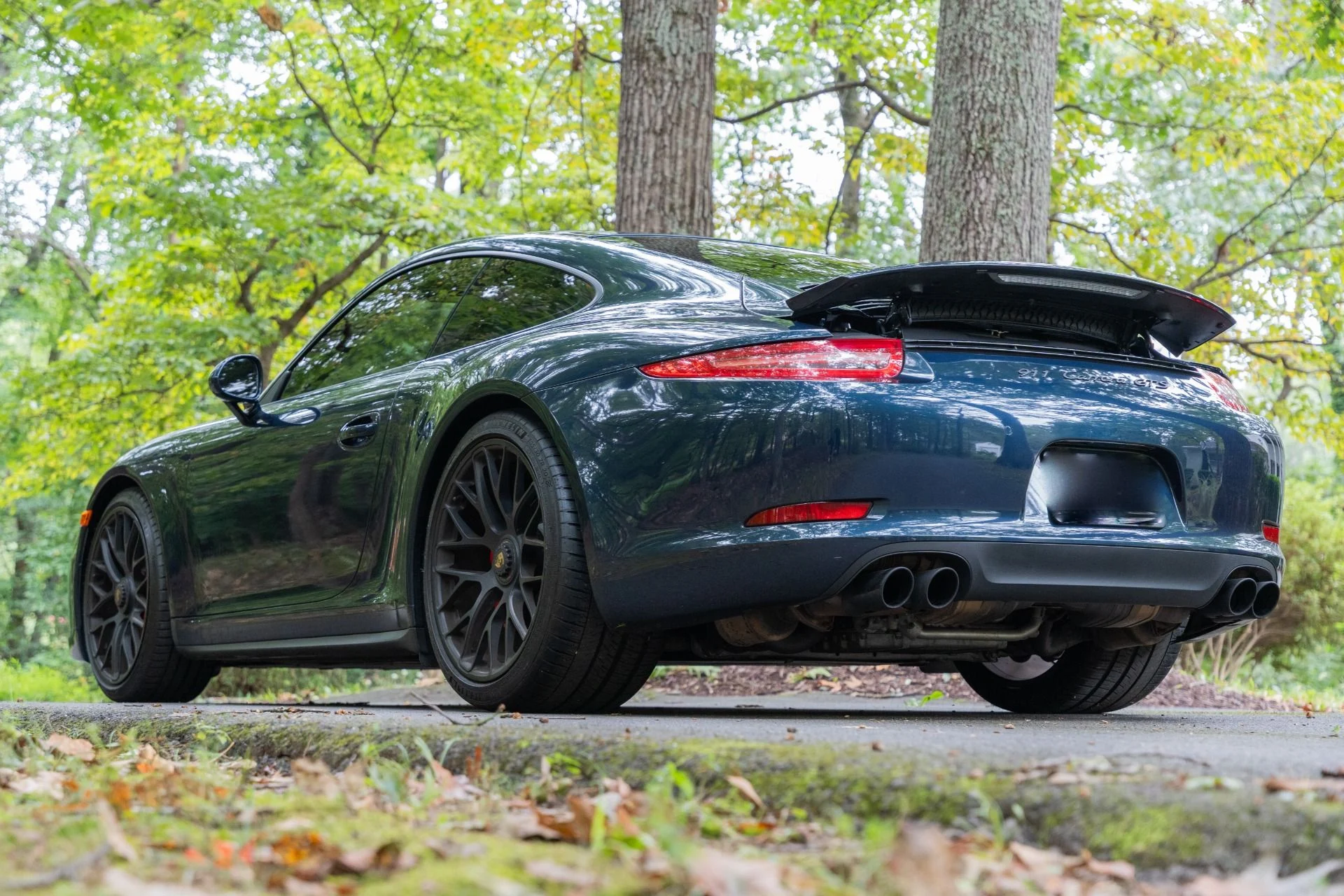 mph007_1040805071_Used_2016_Porsche_911_Carrera_GTS_1788907284_393f396abe