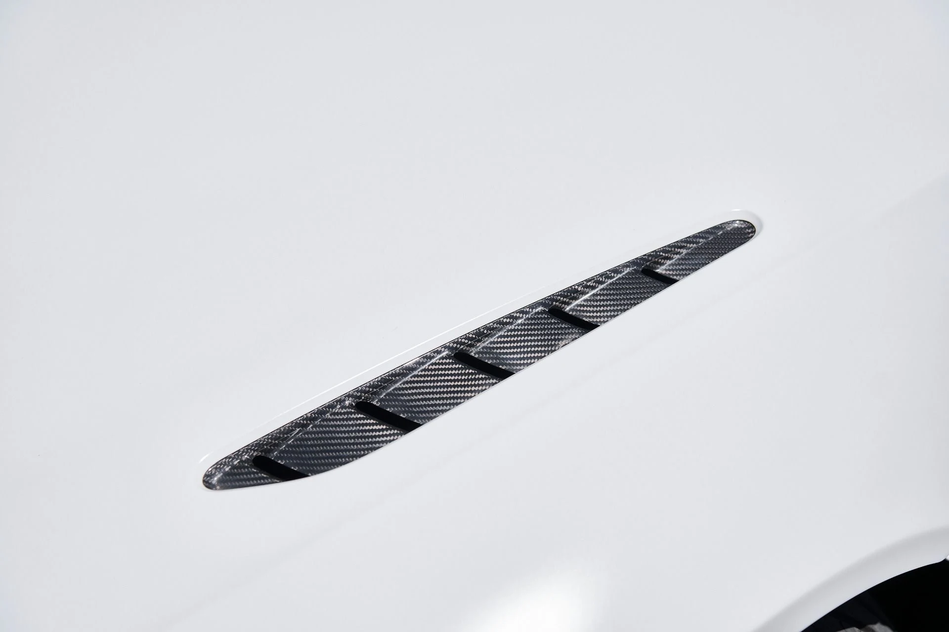 mph007_1045406409_Used_2023_Aston_Martin_Vantage_F1_Edition_1754013179_a350e4d7bd