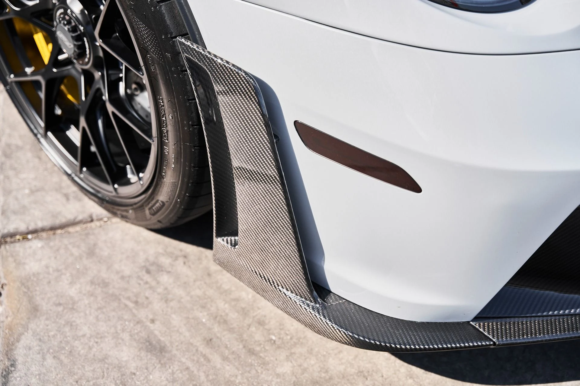 mph007_1047358506_Used_2025_Porsche_911_GT_3_RS_1781833640_c67f385966